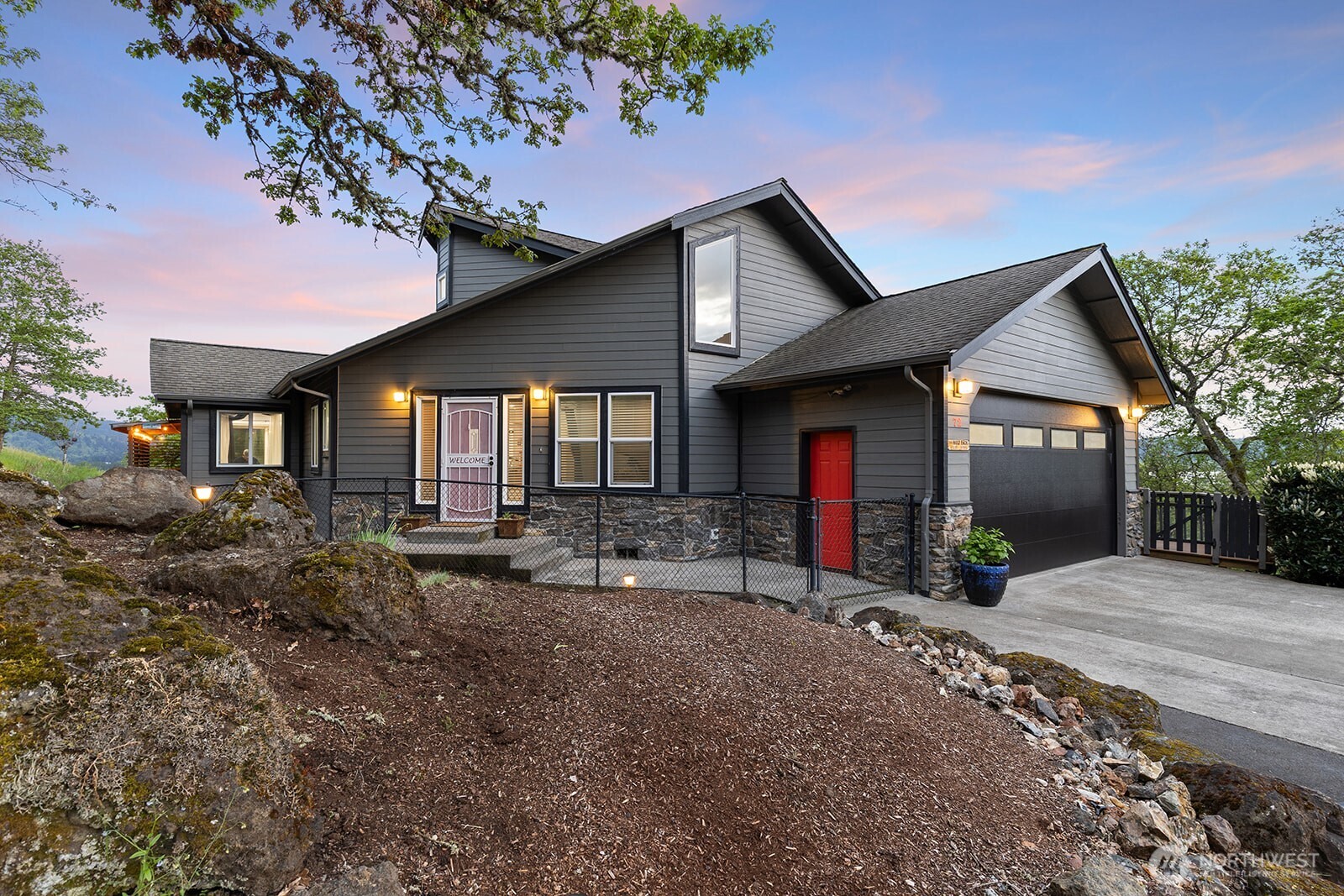 72 Bluff Road, Kelso, WA 98626 — photo 3