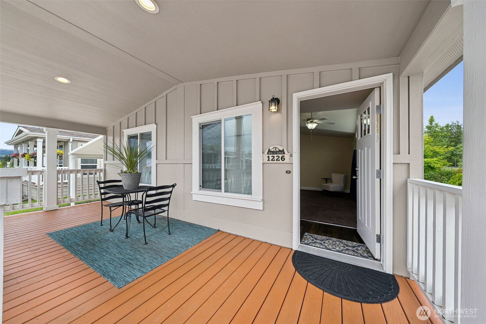 1226 Maple Drive, Enumclaw, WA 98022 — photo 3