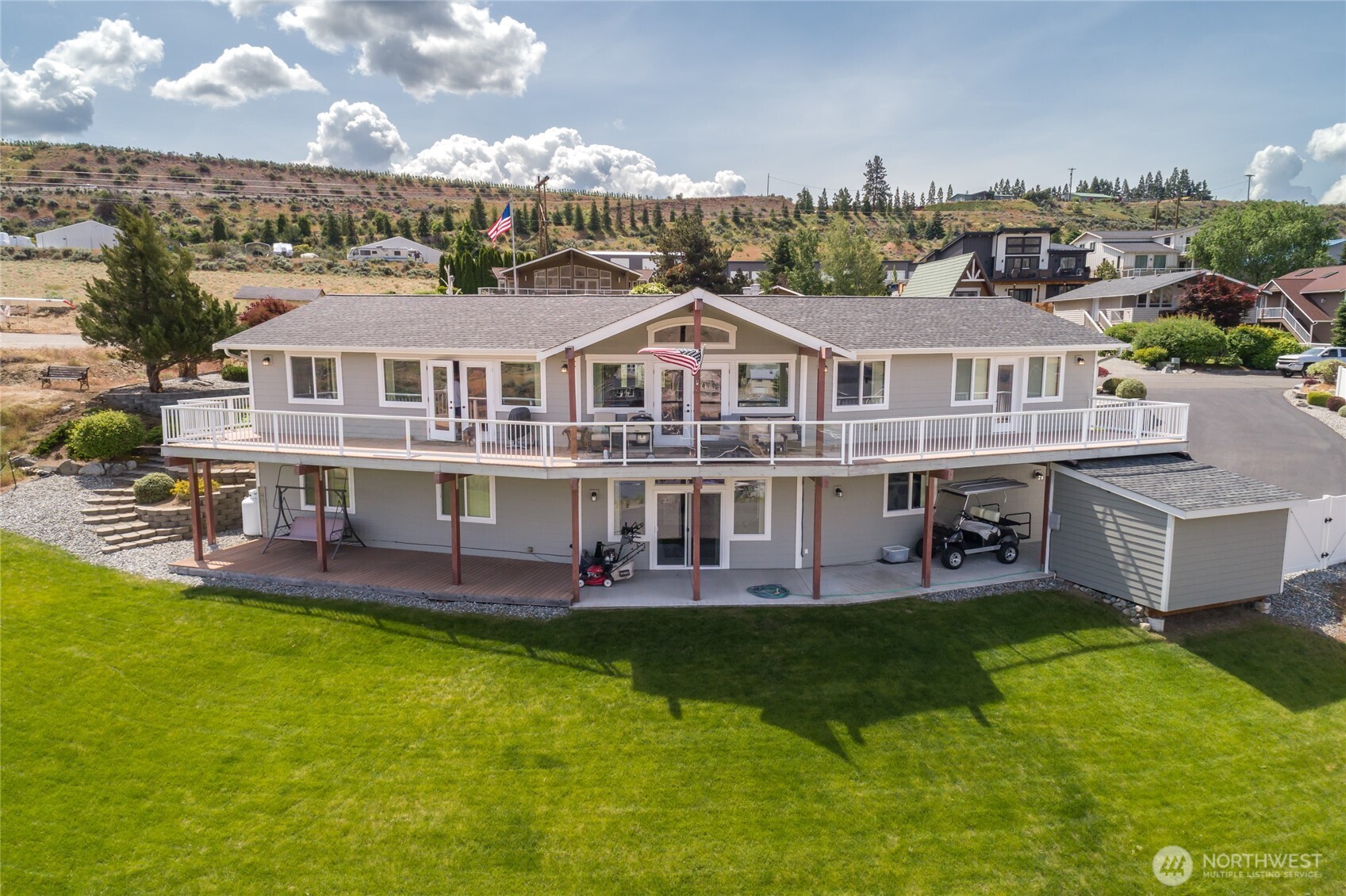 275 E Emerson Drive — photo
