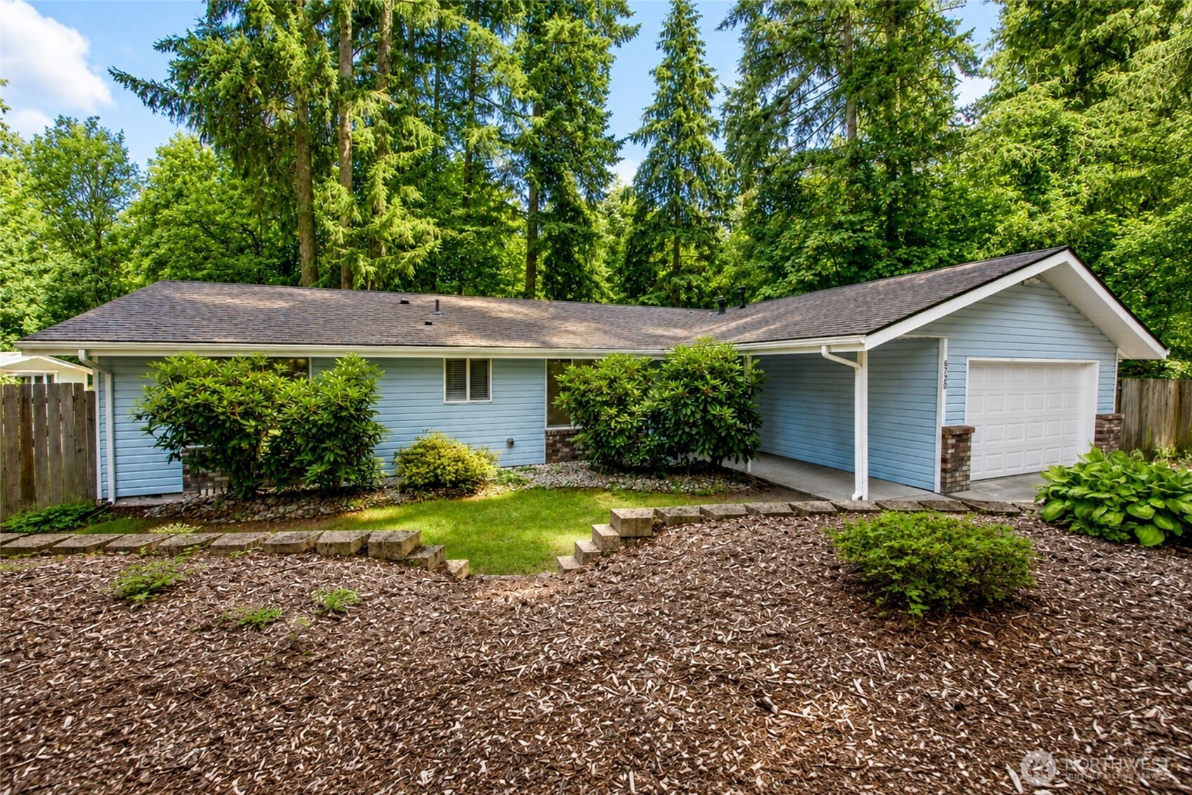 6720 Alder Glen Drive SE — photo