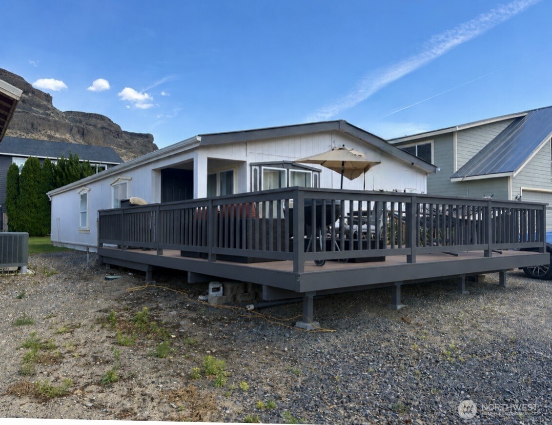 707 Hunter Avenue SW — photo
