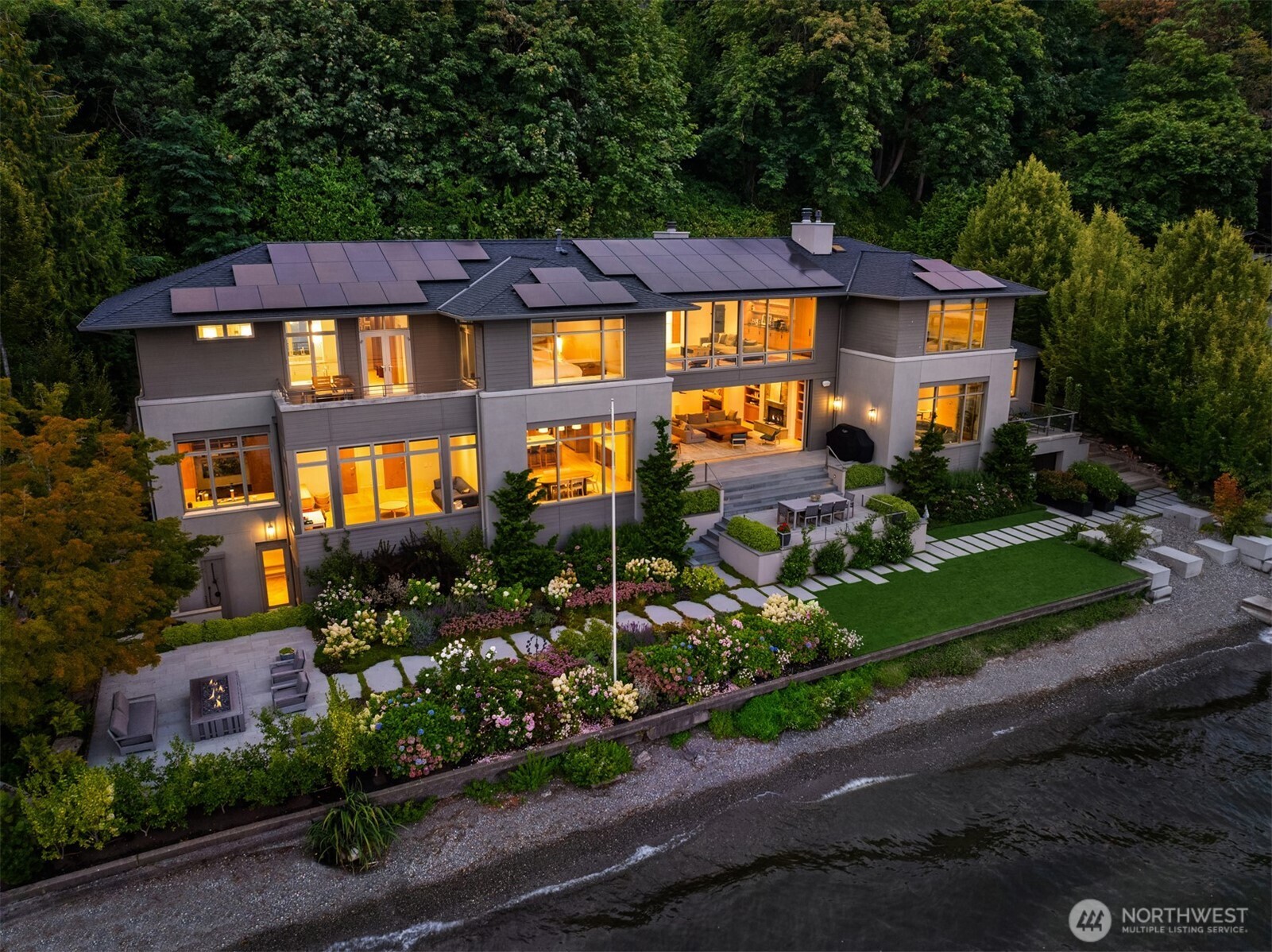 4911 NE Laurelcrest Lane — photo