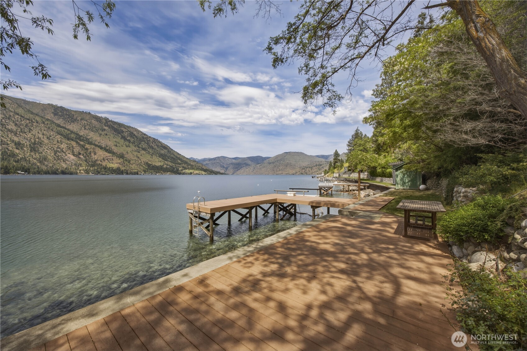 141 Sunset Pl — photo