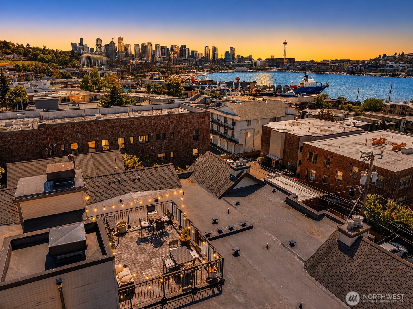 2035 Eastlake Avenue E #301 — photo