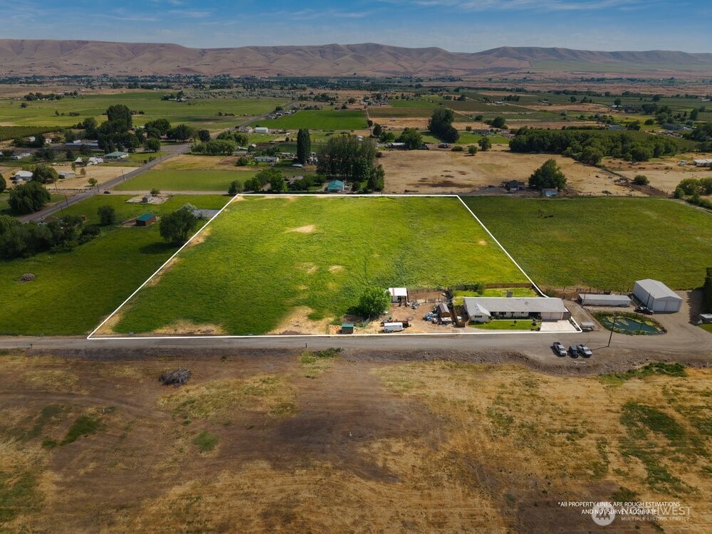 7802 Hicks Road, Grandview, WA 98930 — photo 2