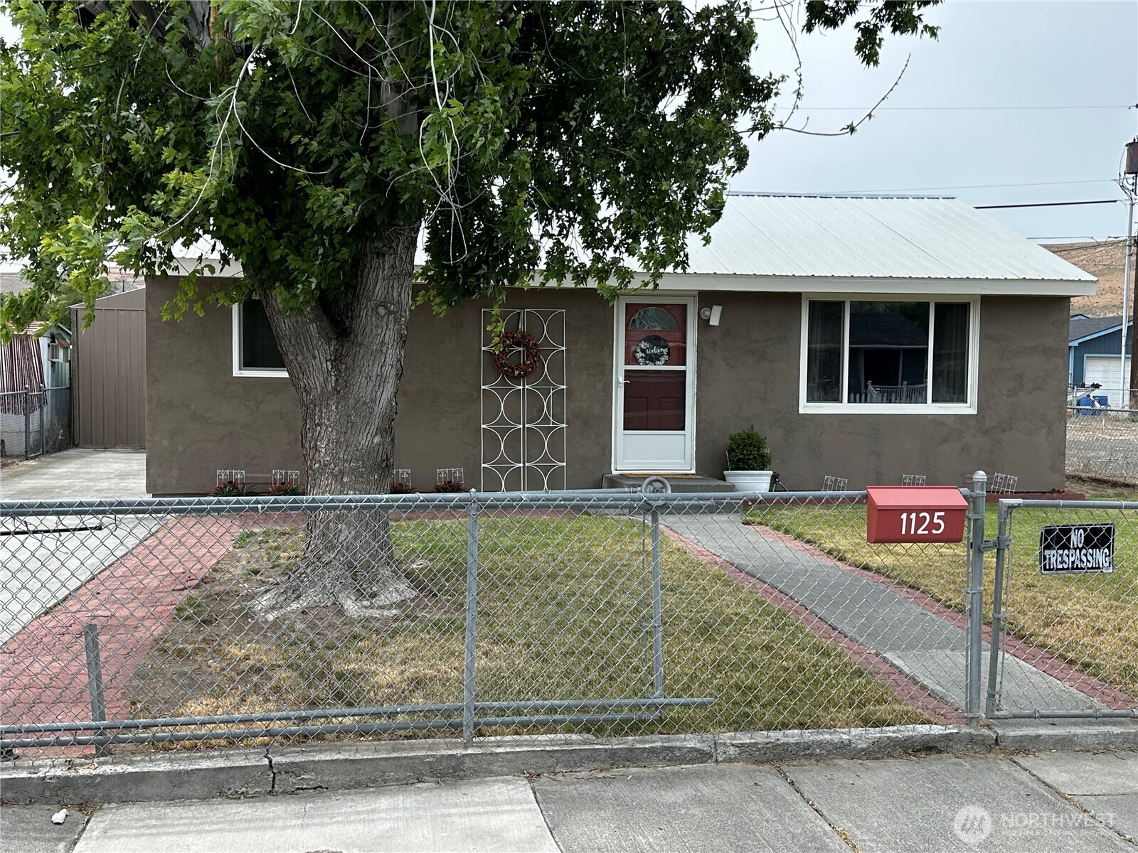 1125 SE Cottage Street — photo