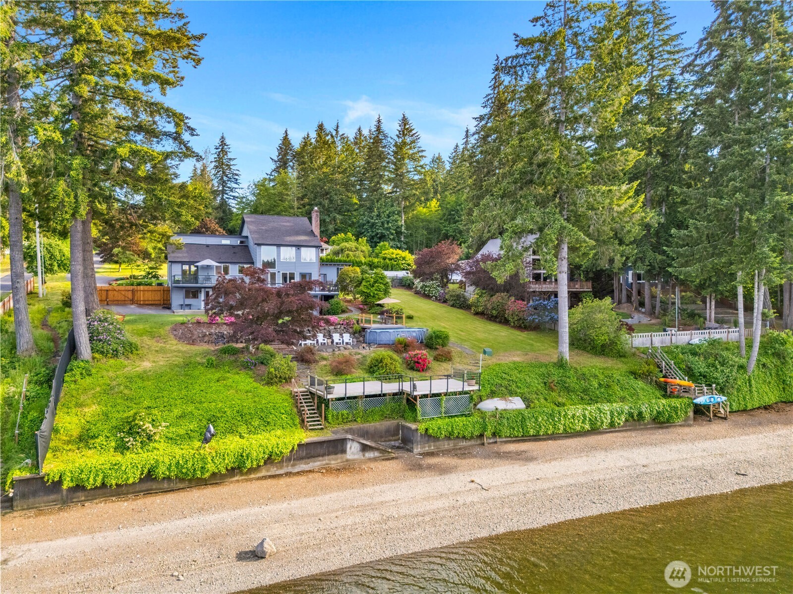 240 SE Mallard Beach Lane — photo