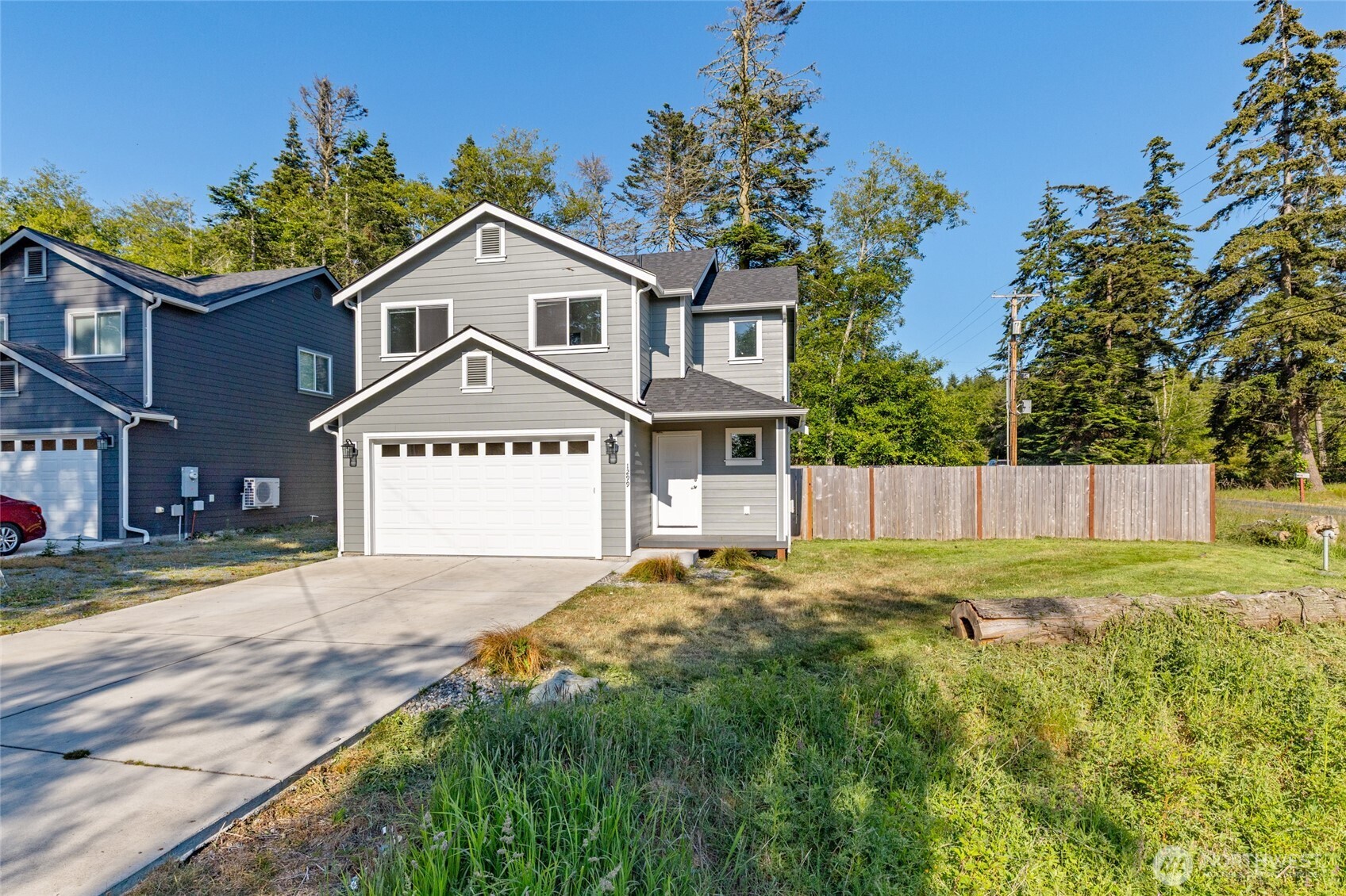 1299 Russell Drive — photo