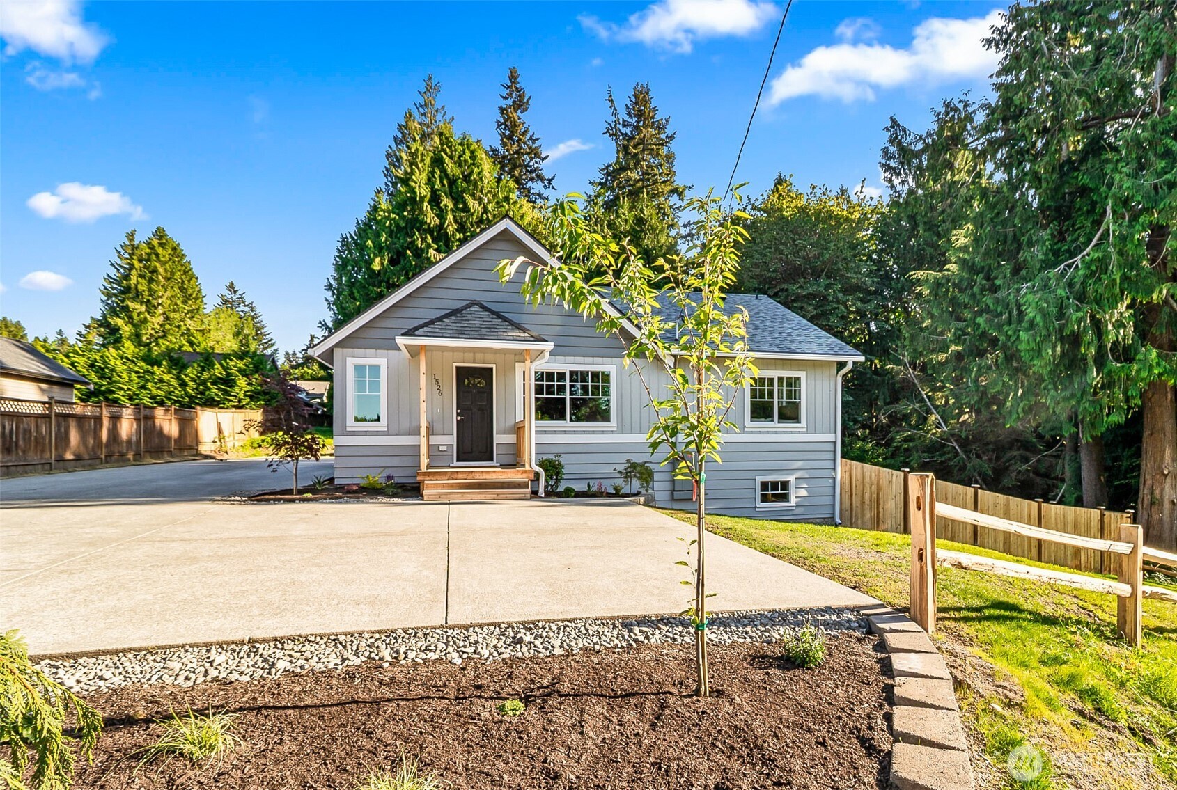 1526 W Mukilteo Blvd #a — photo