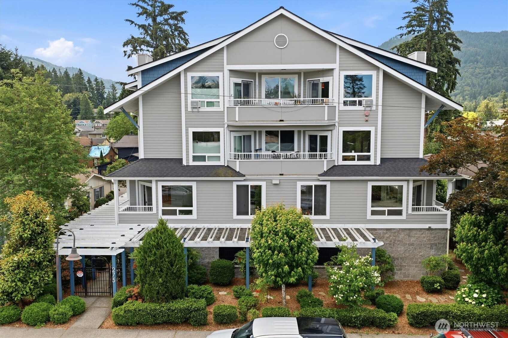 275 E Sunset Way #1a — photo