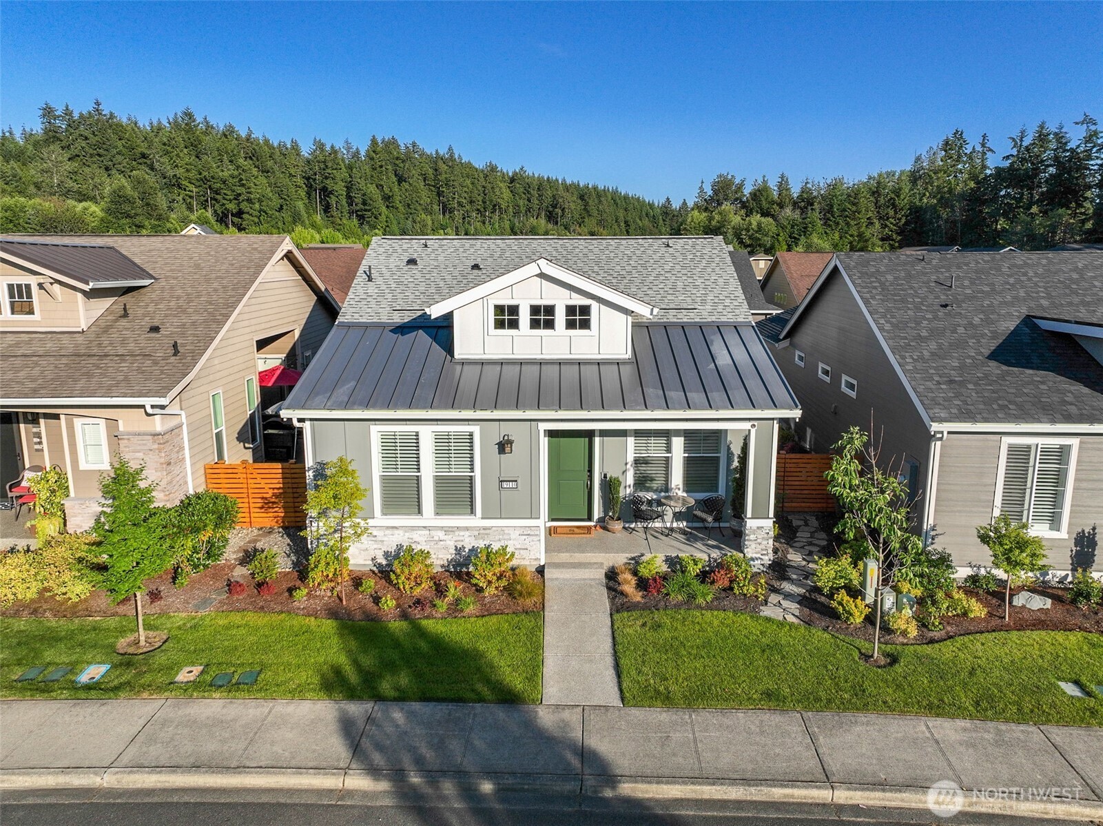 19110 Trilogy Parkway E — photo