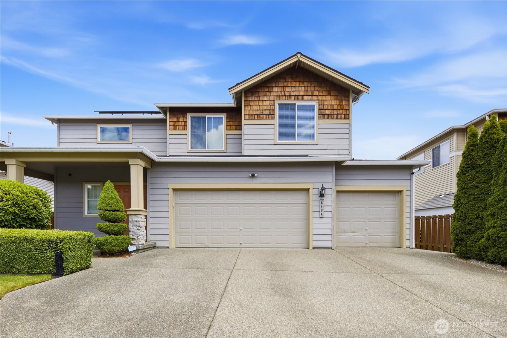 6404 Stuart Place SE — photo