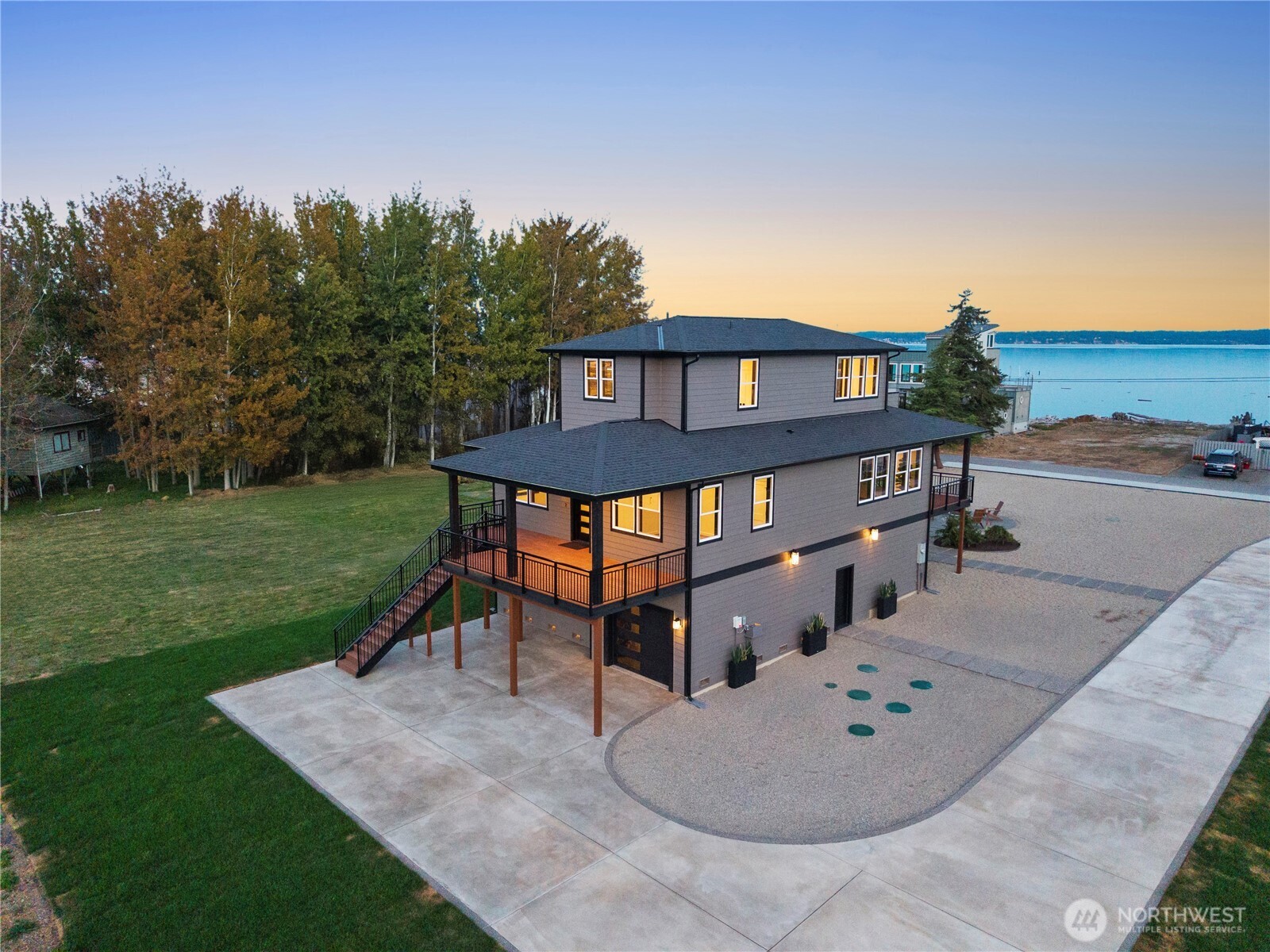 169 Driftwood Shores — photo