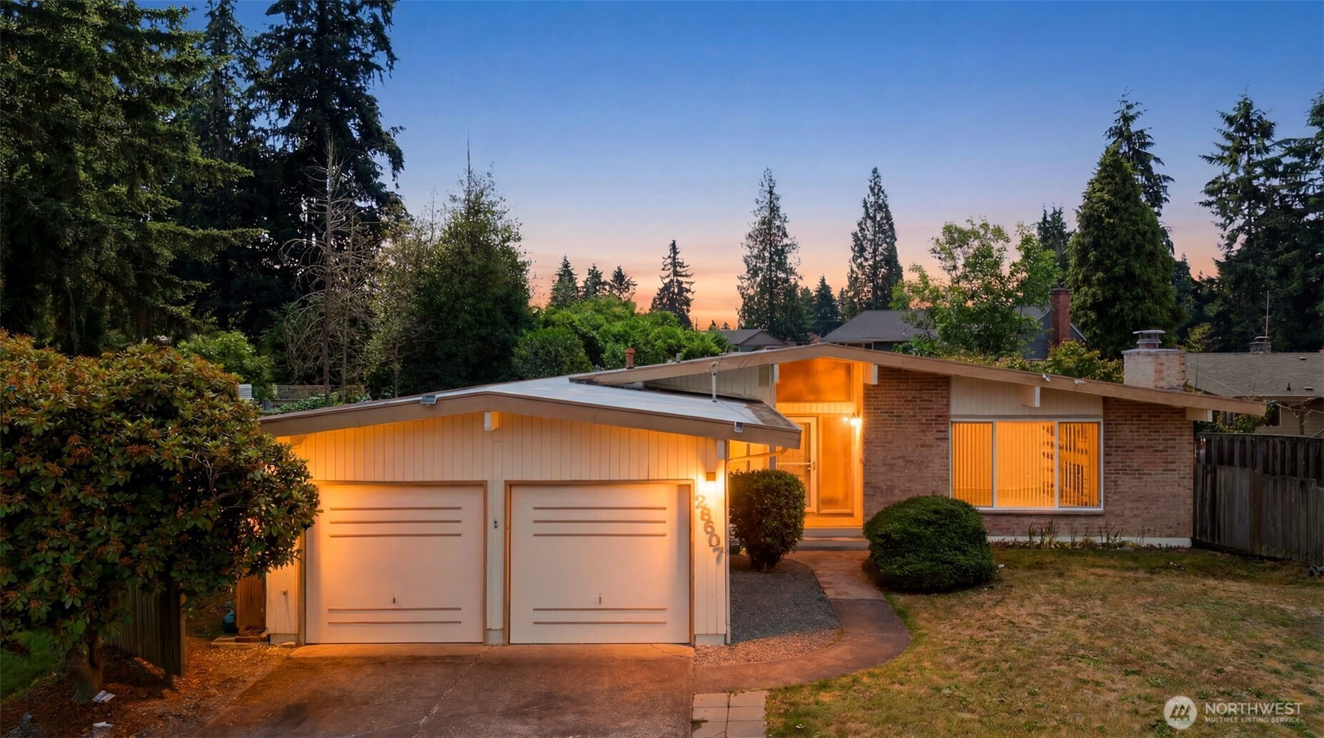 26607 Manchester Court — photo