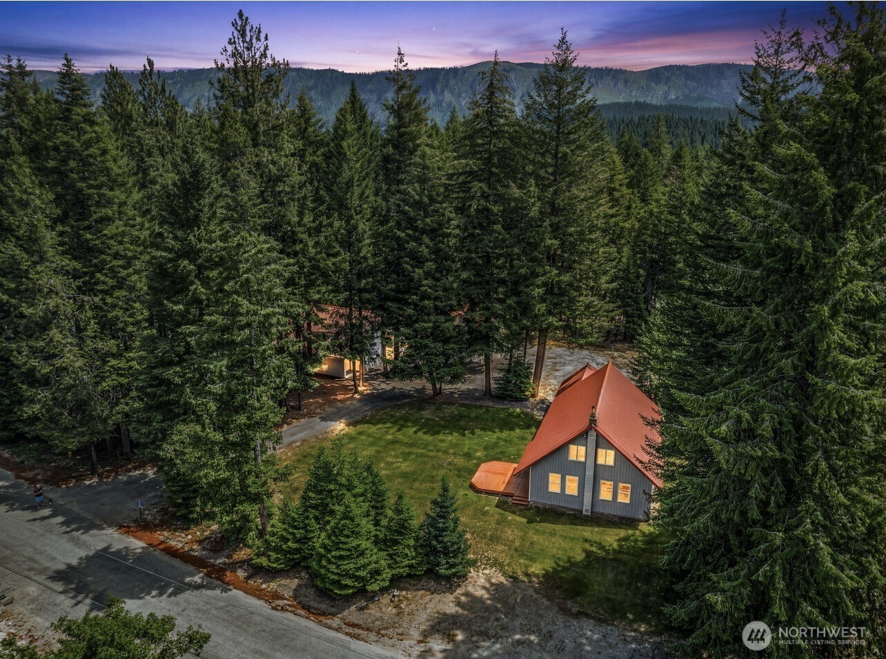 2605 Larch Drive — photo