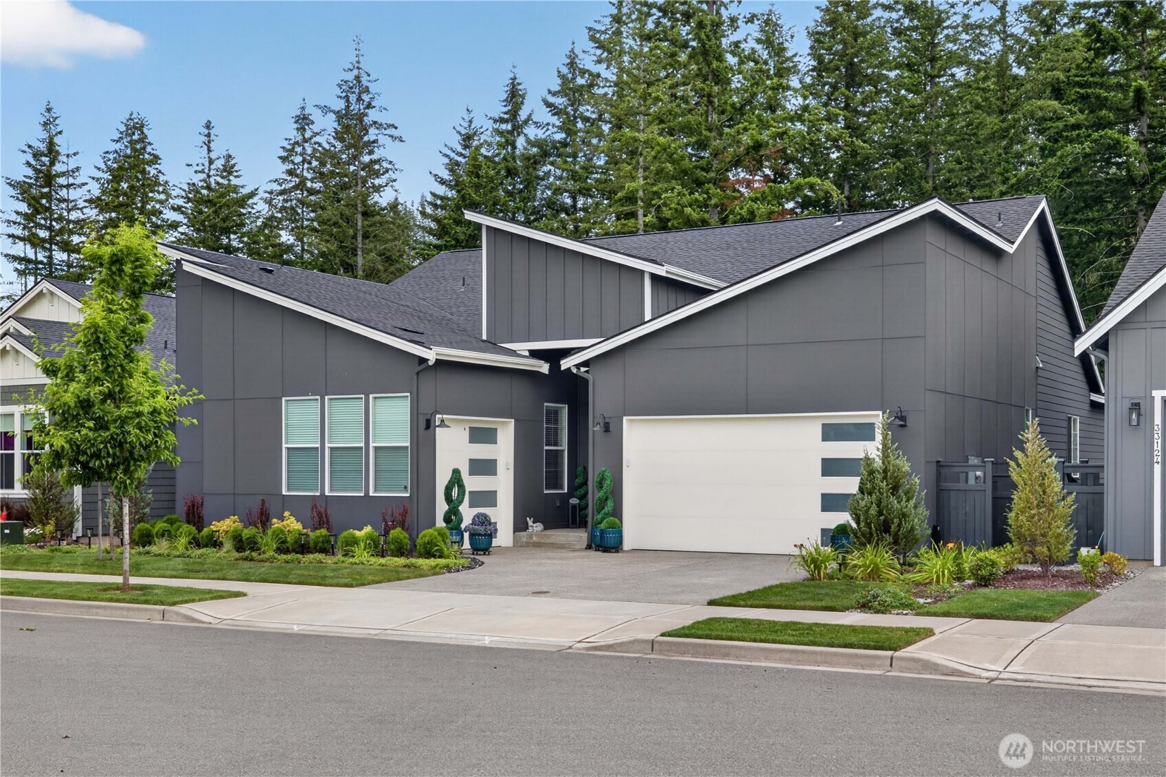 33110 Liberty Ave SE — photo
