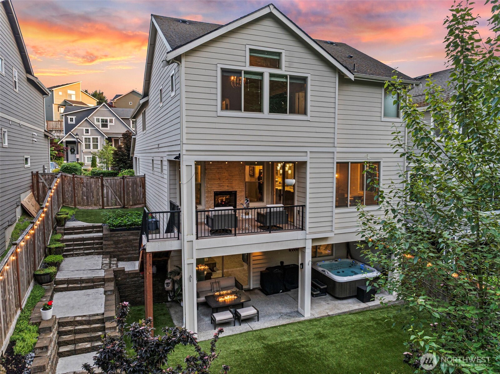 3766 Monterey Court NE — photo