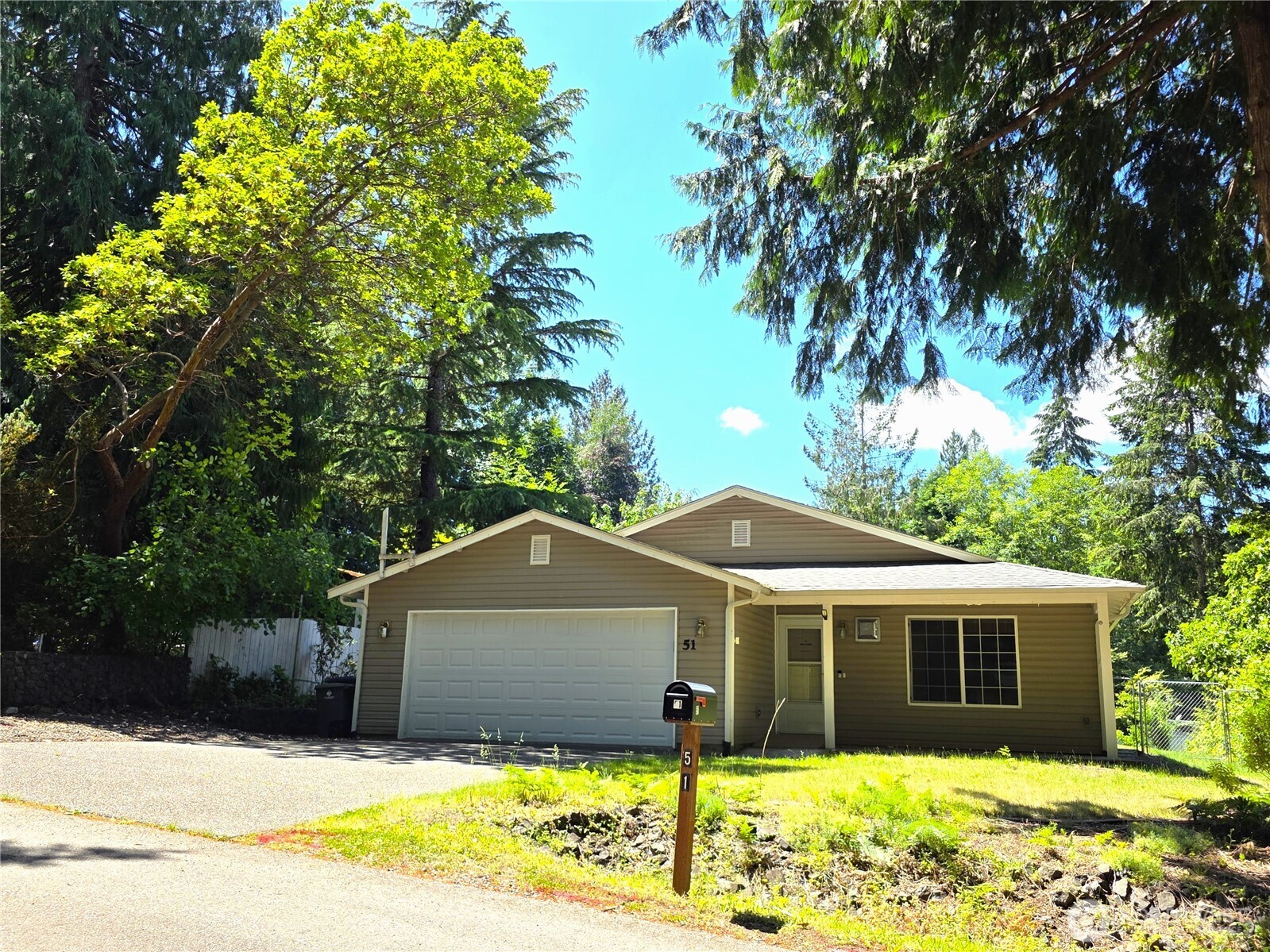 51 SE Cabana Avenue — photo