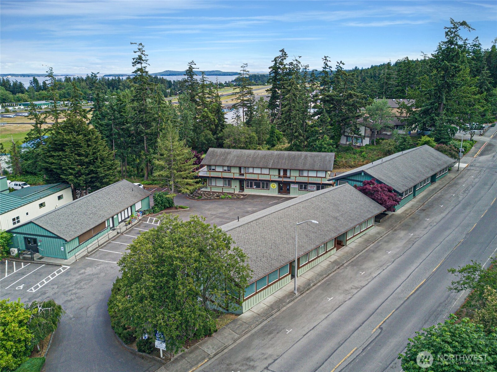 869 849 Spring Street — photo