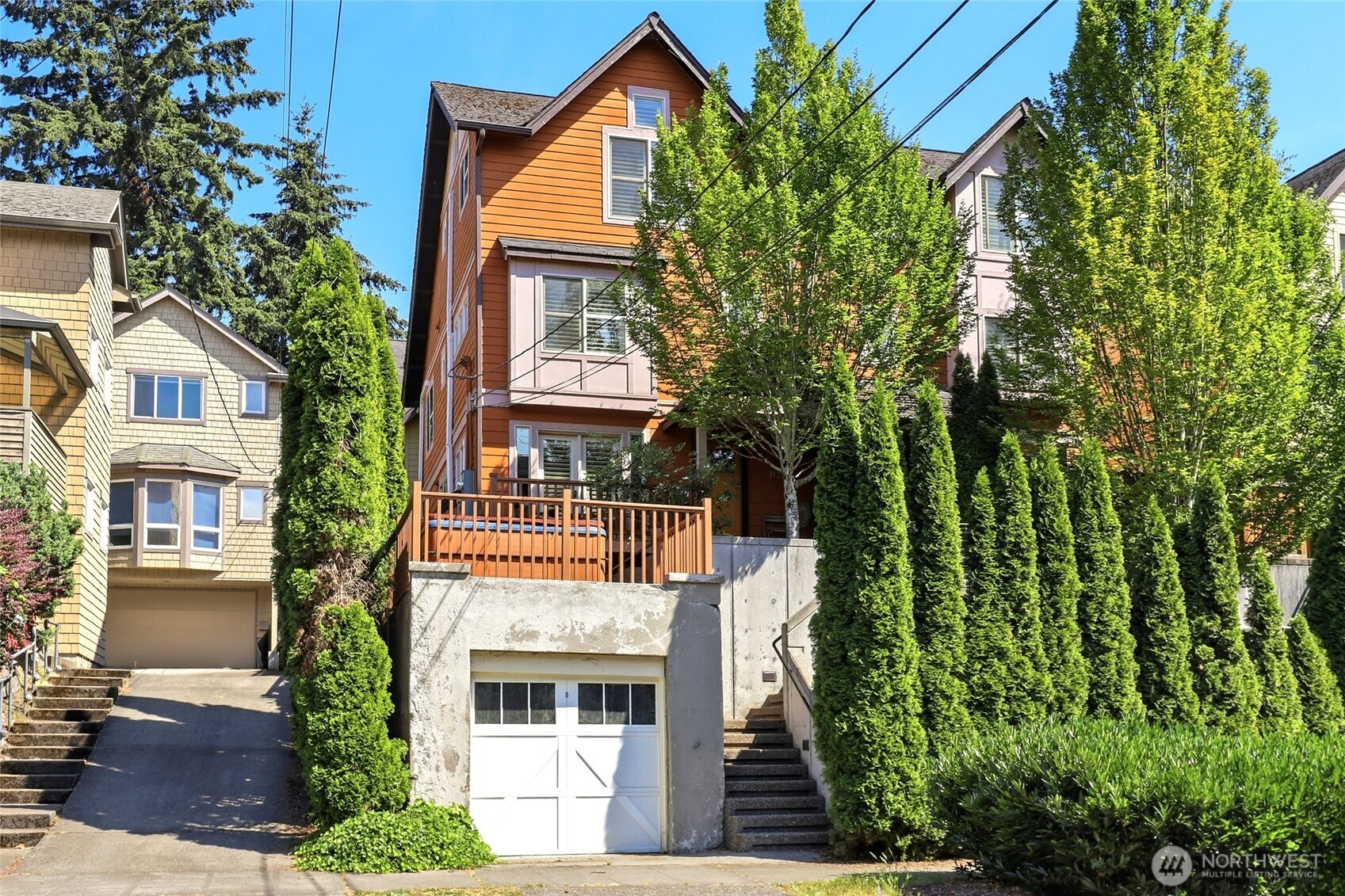 3128 Franklin Avenue E #B — photo