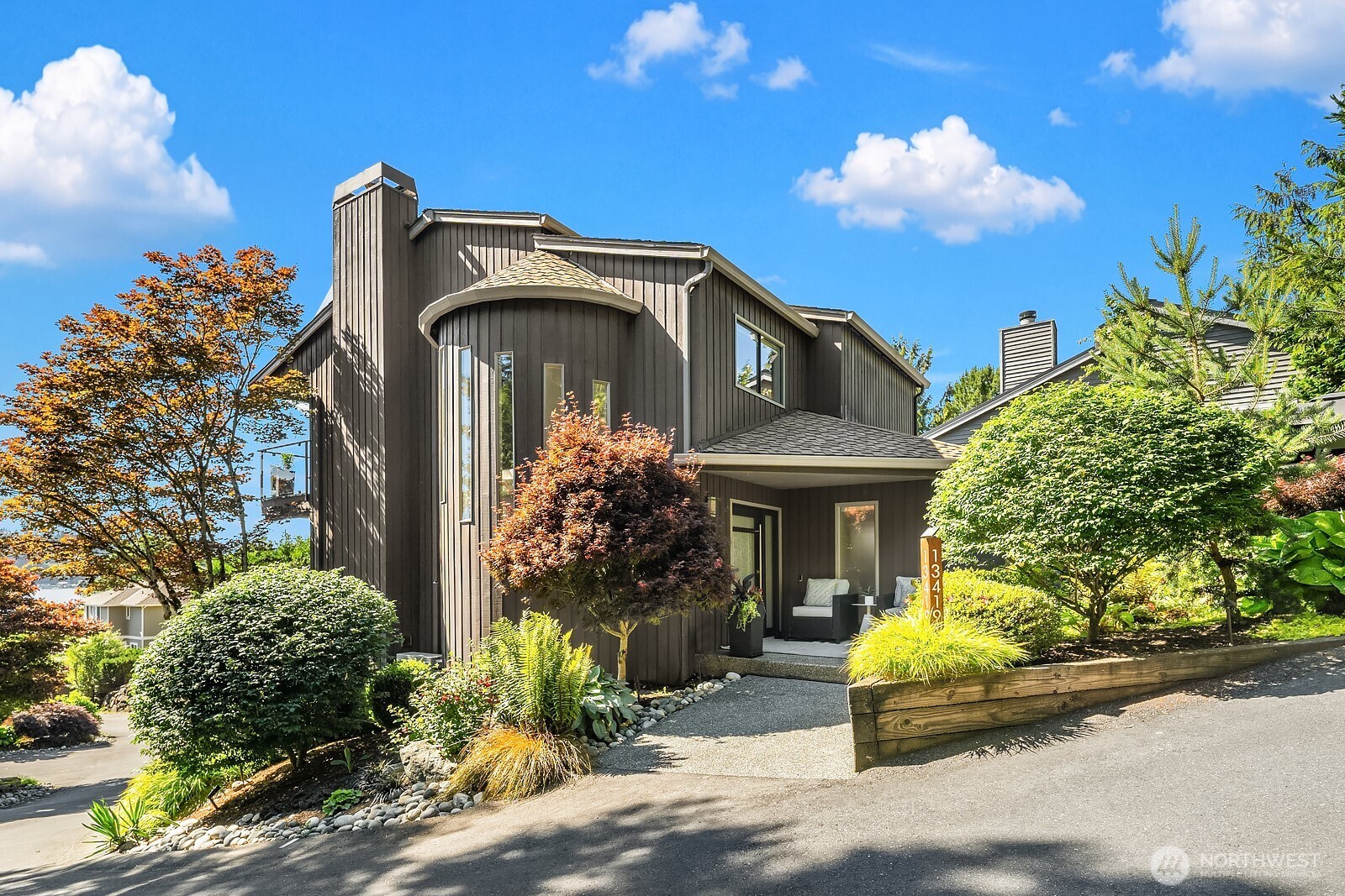 13419 Holmes Point Drive NE — photo