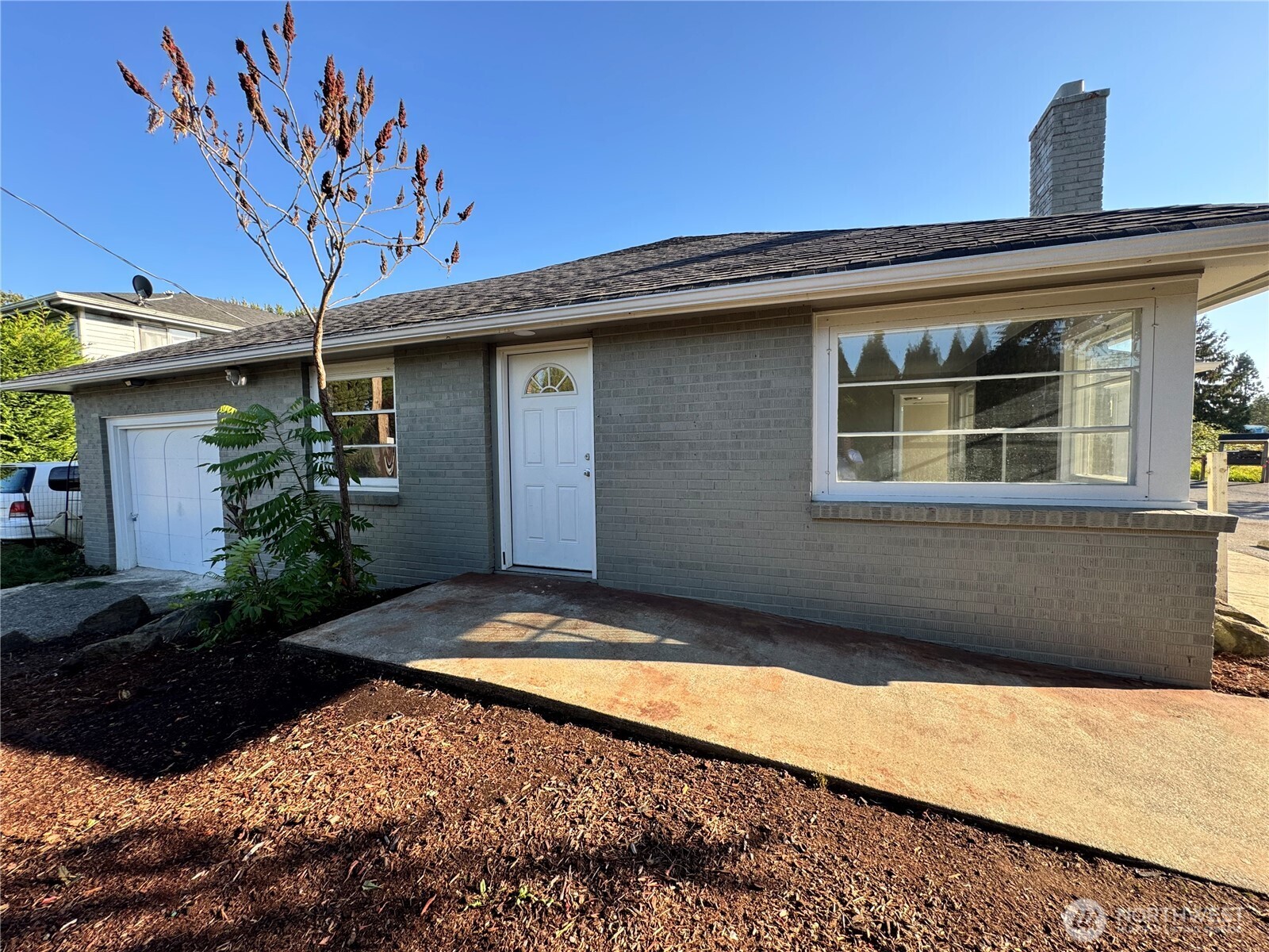 3312 E College Way — photo