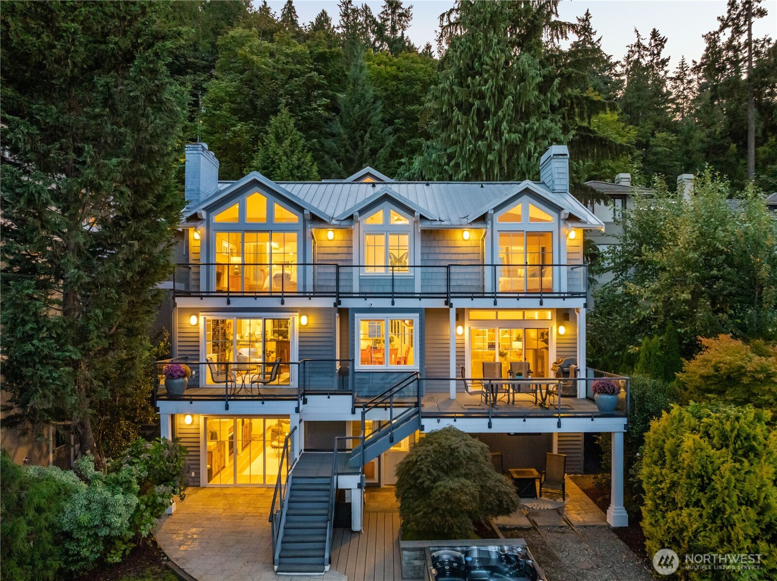 528 W Lake Sammamish Parkway SE — photo