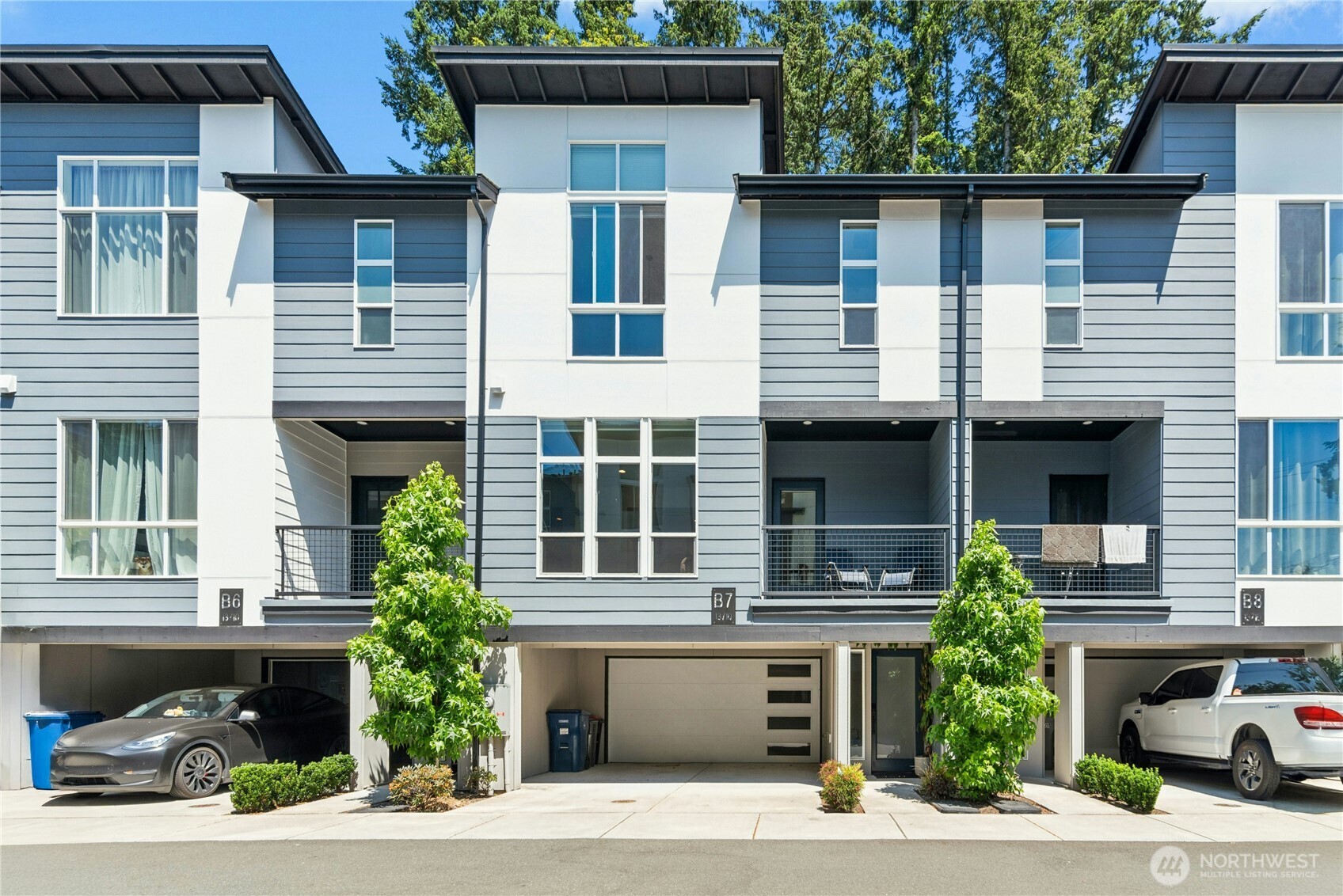 13710 Ash Way #B7 — photo