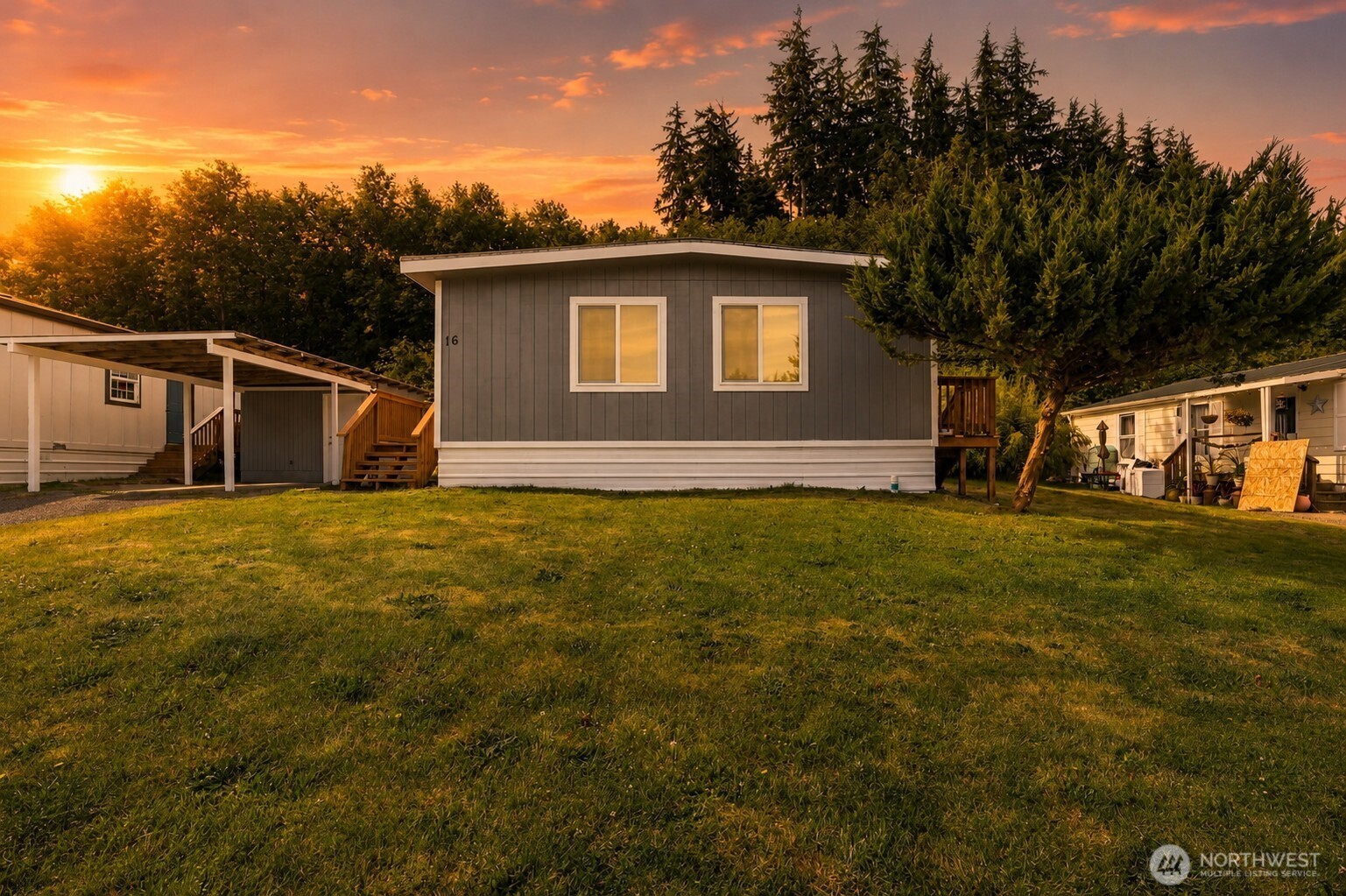 1019 Stanford Drive #16 — photo