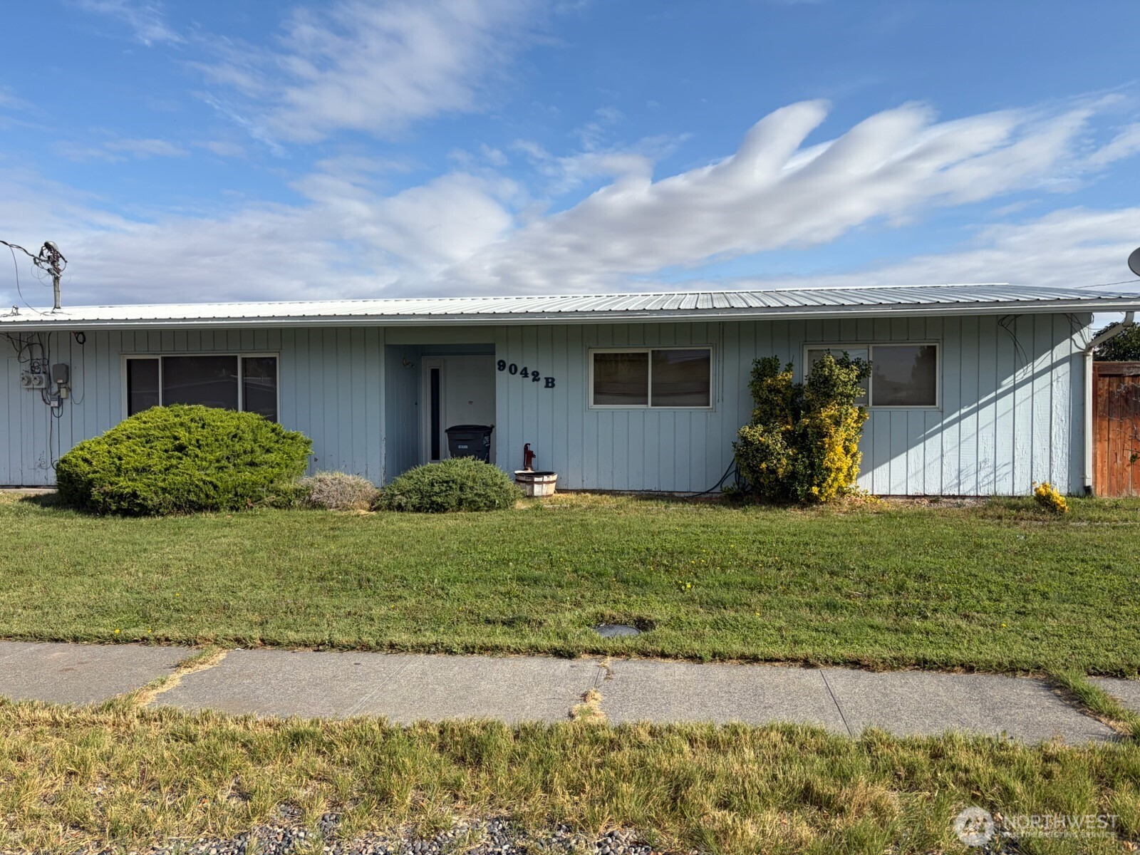 9042 Forrestal Lane #B — photo
