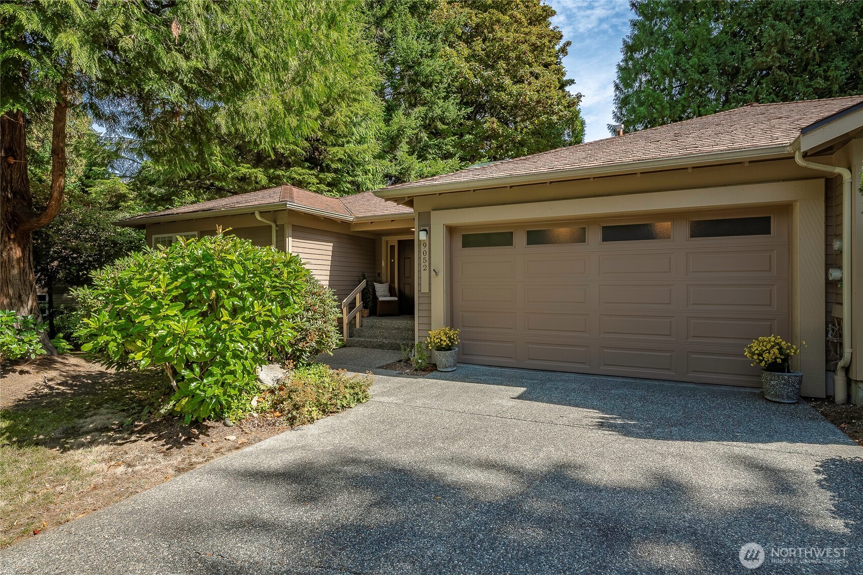 9052 Gleneagle Drive #19 — photo