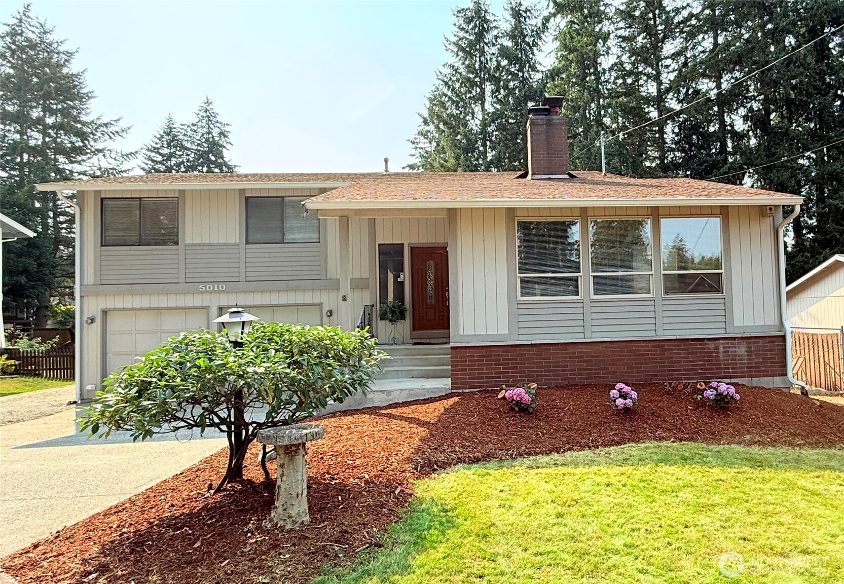 5010 84th Avenue W — photo