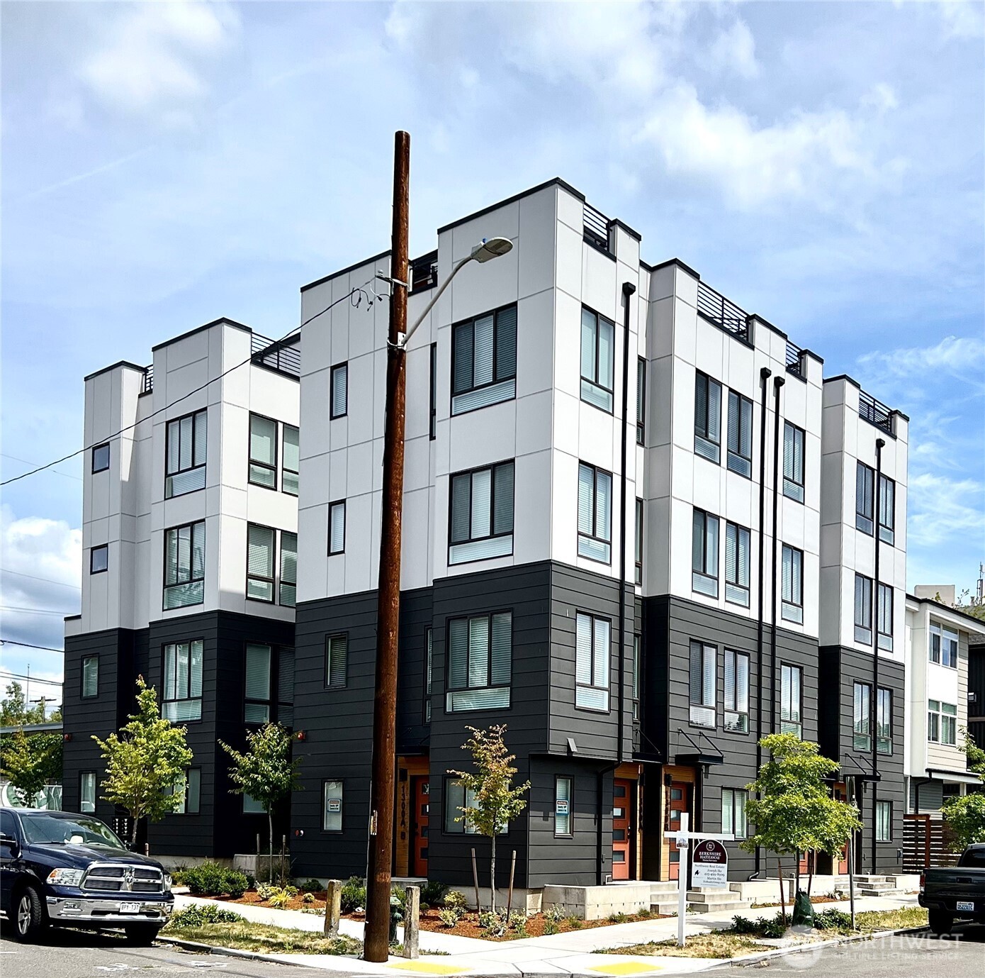 440 13th Ave — photo