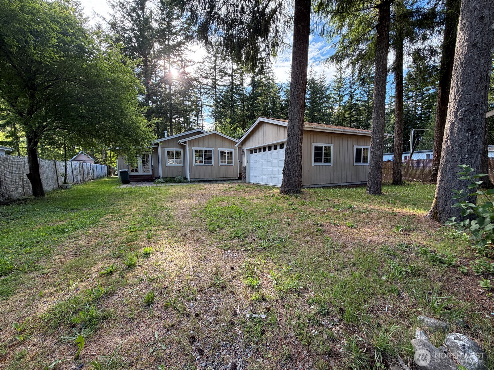 8595 Golden Valley Drive — photo