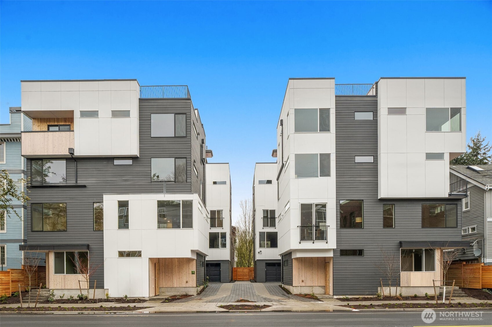 1127 C 10th Avenue E — photo