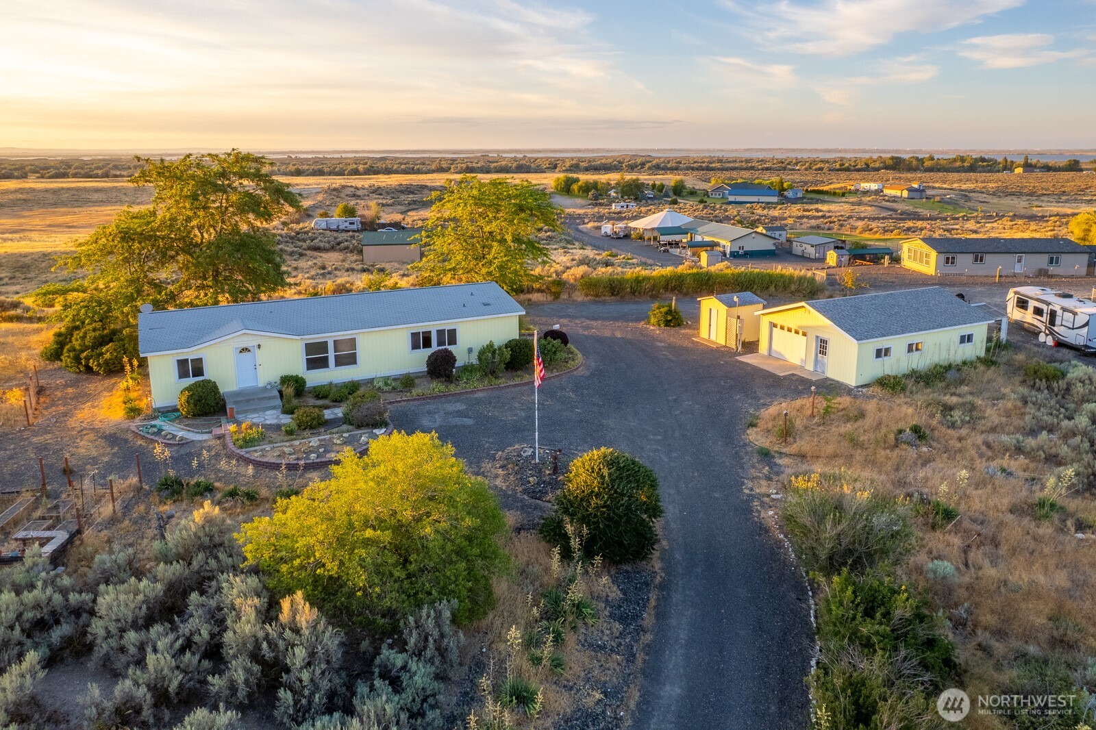 5486 Road 8.3 SE — photo
