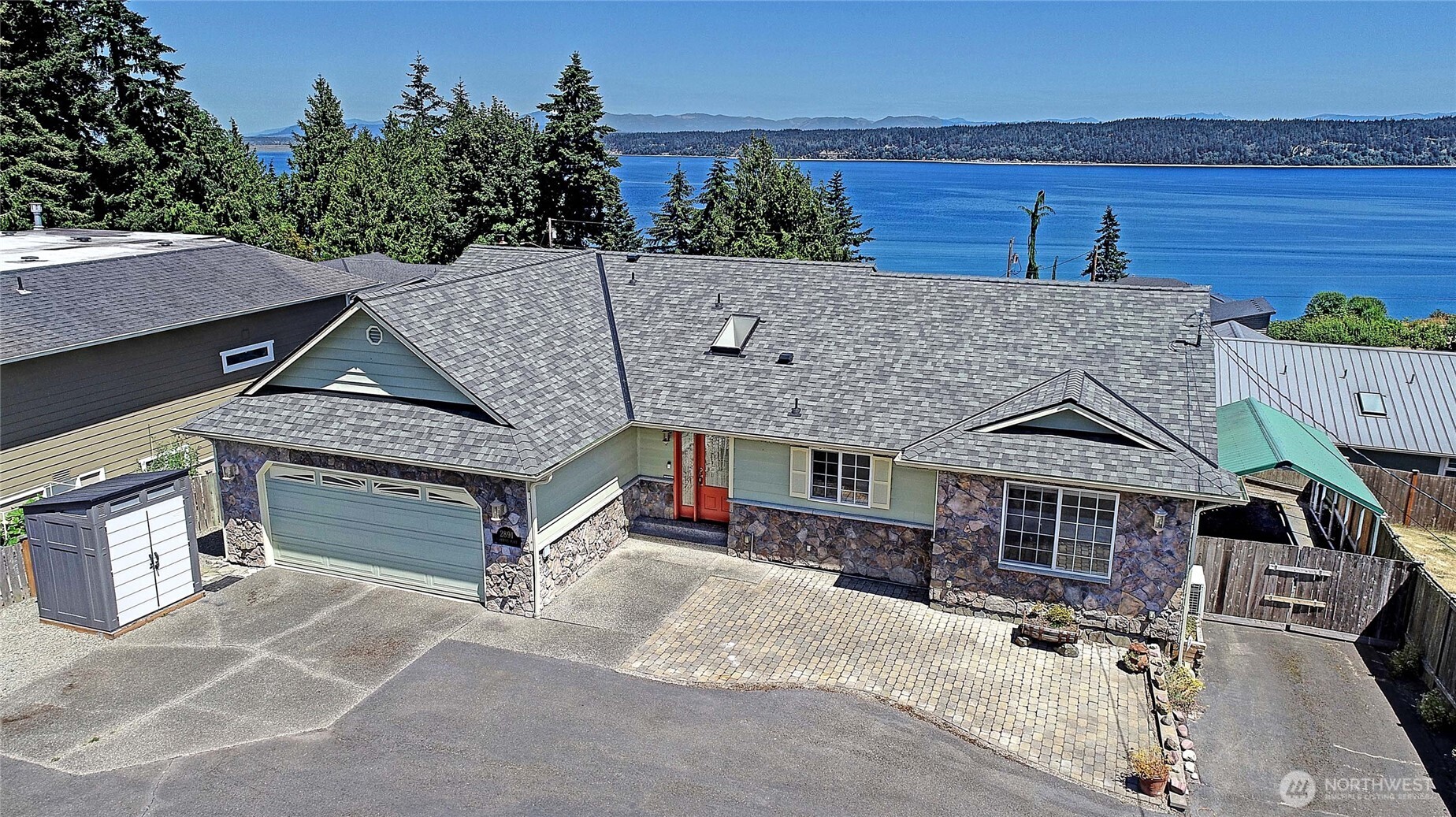 2891 Viewmont Place — photo