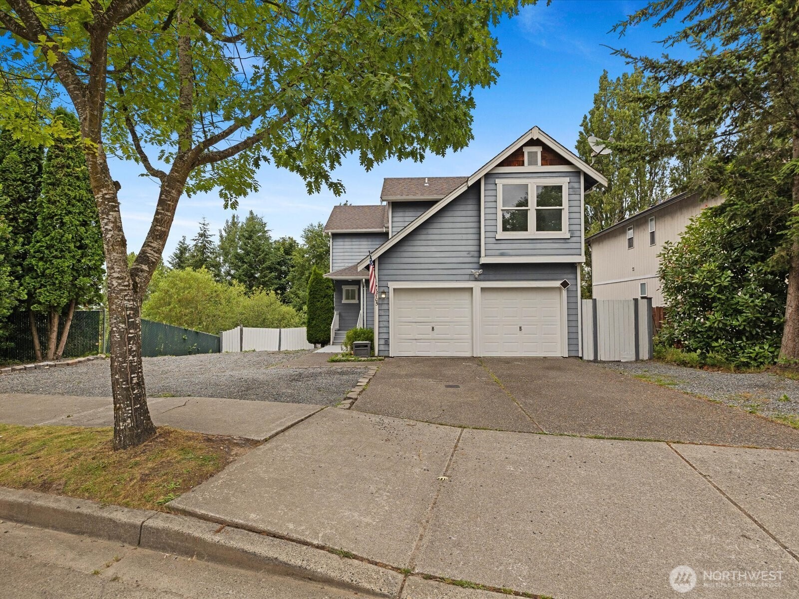 6705 49th Place NE — photo