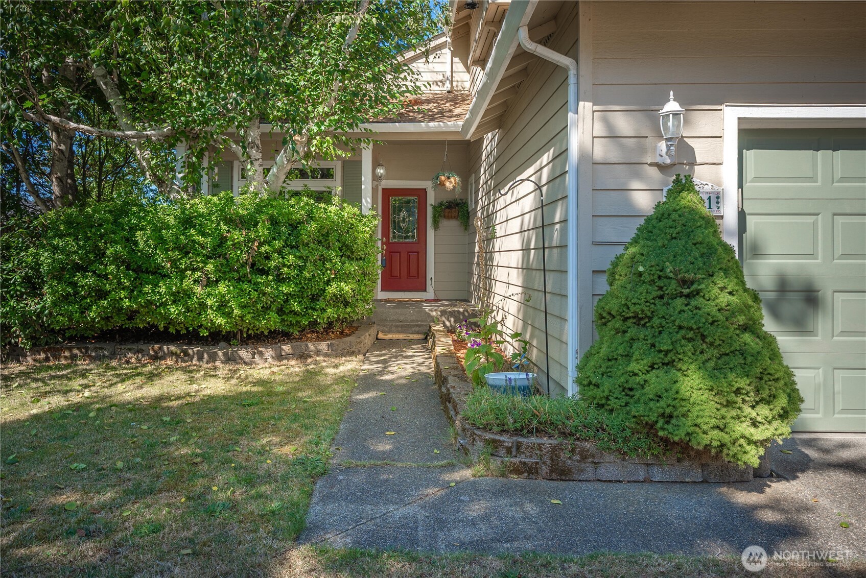 4721 Parkside Drive SE — photo