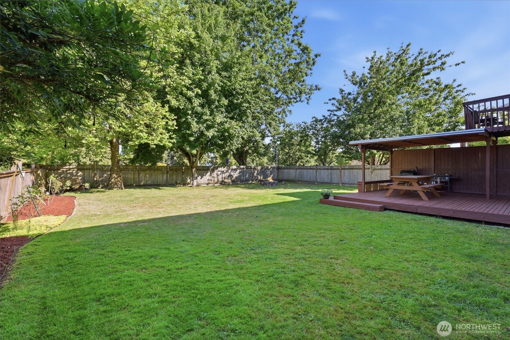15374 Heintz Avenue SE — photo