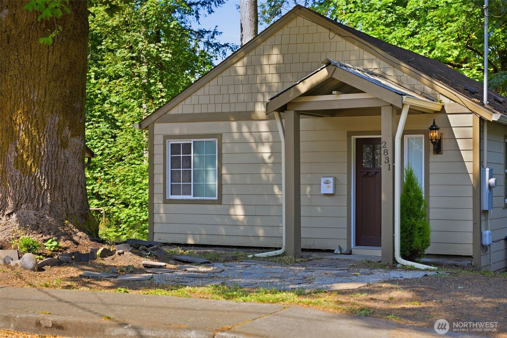 2831 Galloway Street SE — photo