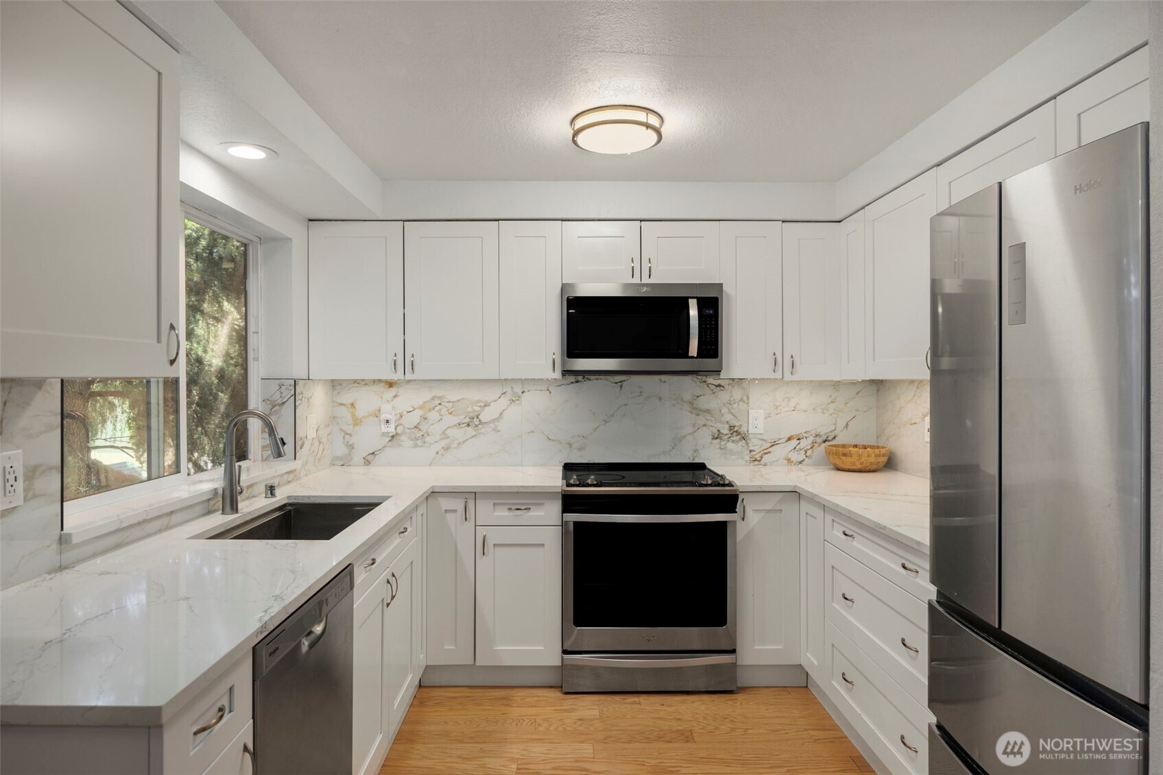 4231 NE 5th Street #B203 — photo