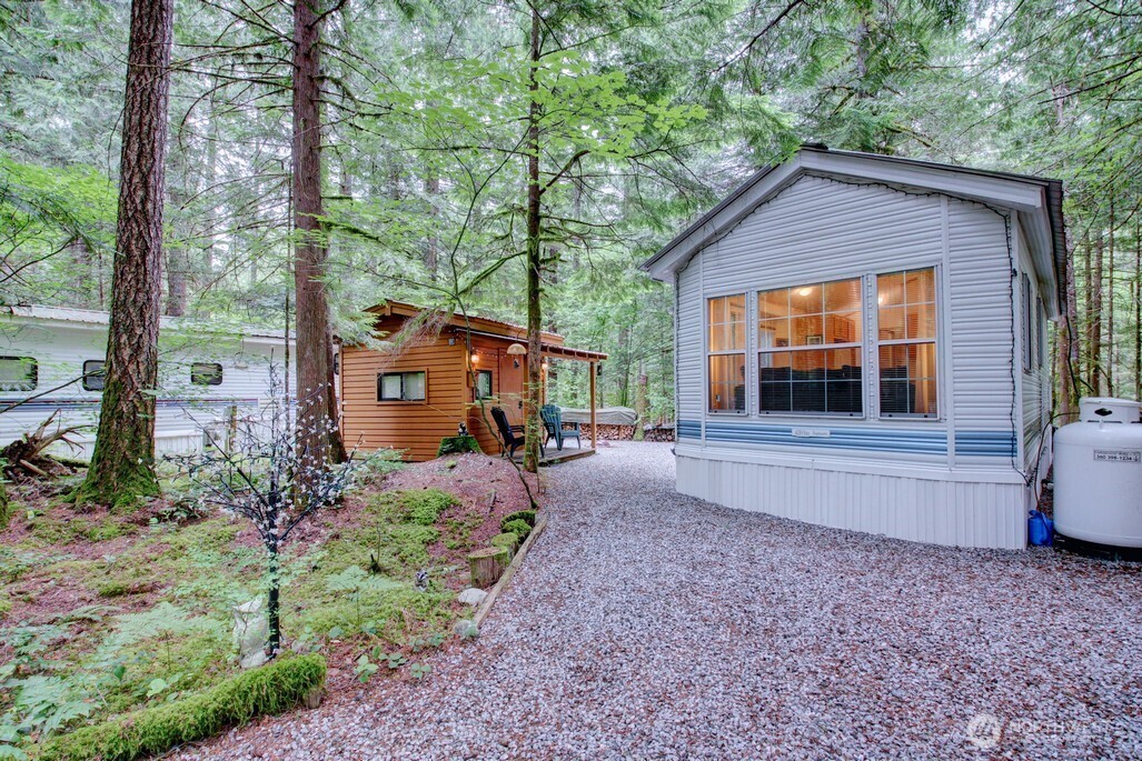 57 Riverside Drive, Deming, WA 98244 — photo 3