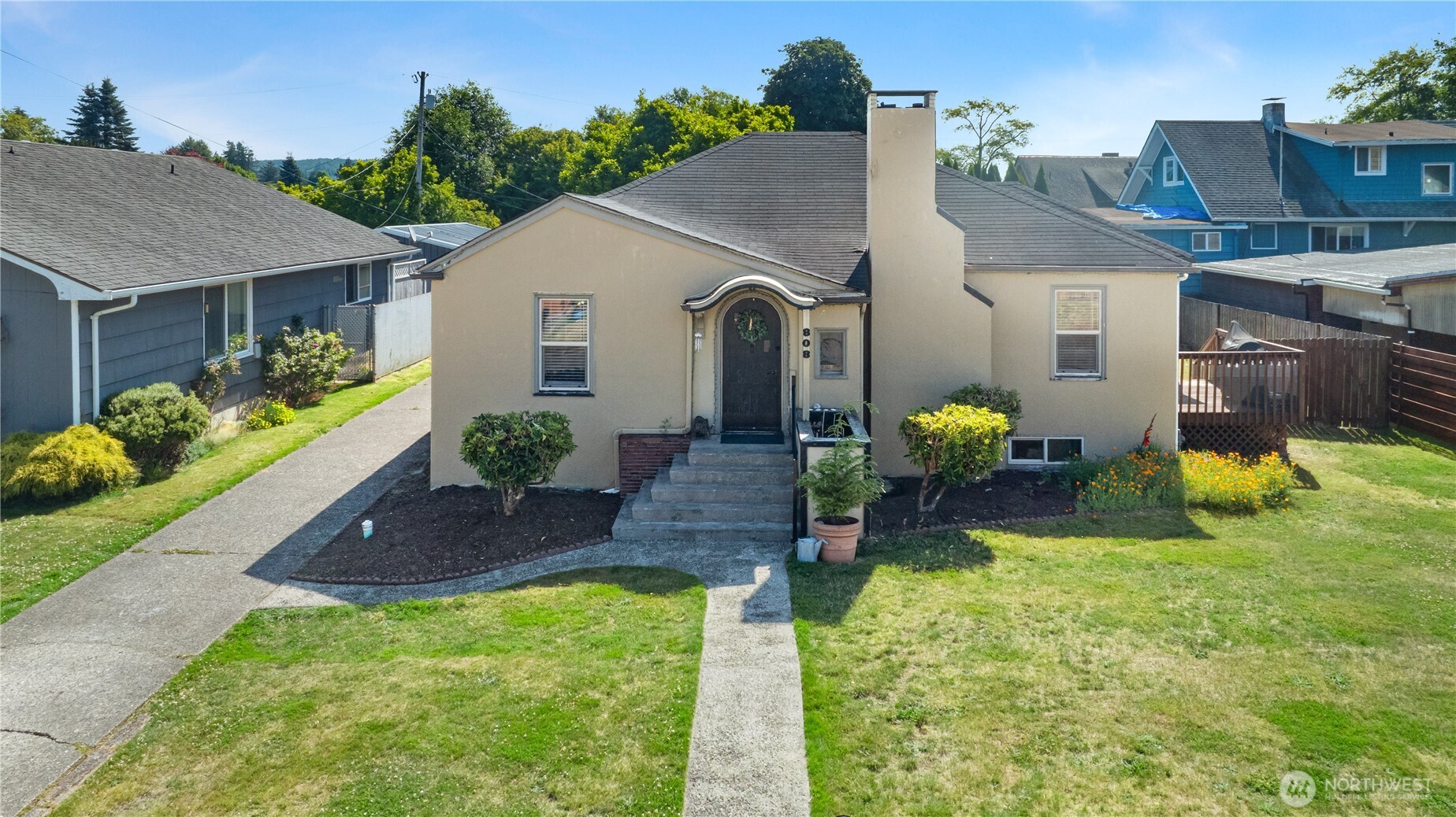 808 N Thornton Street — photo