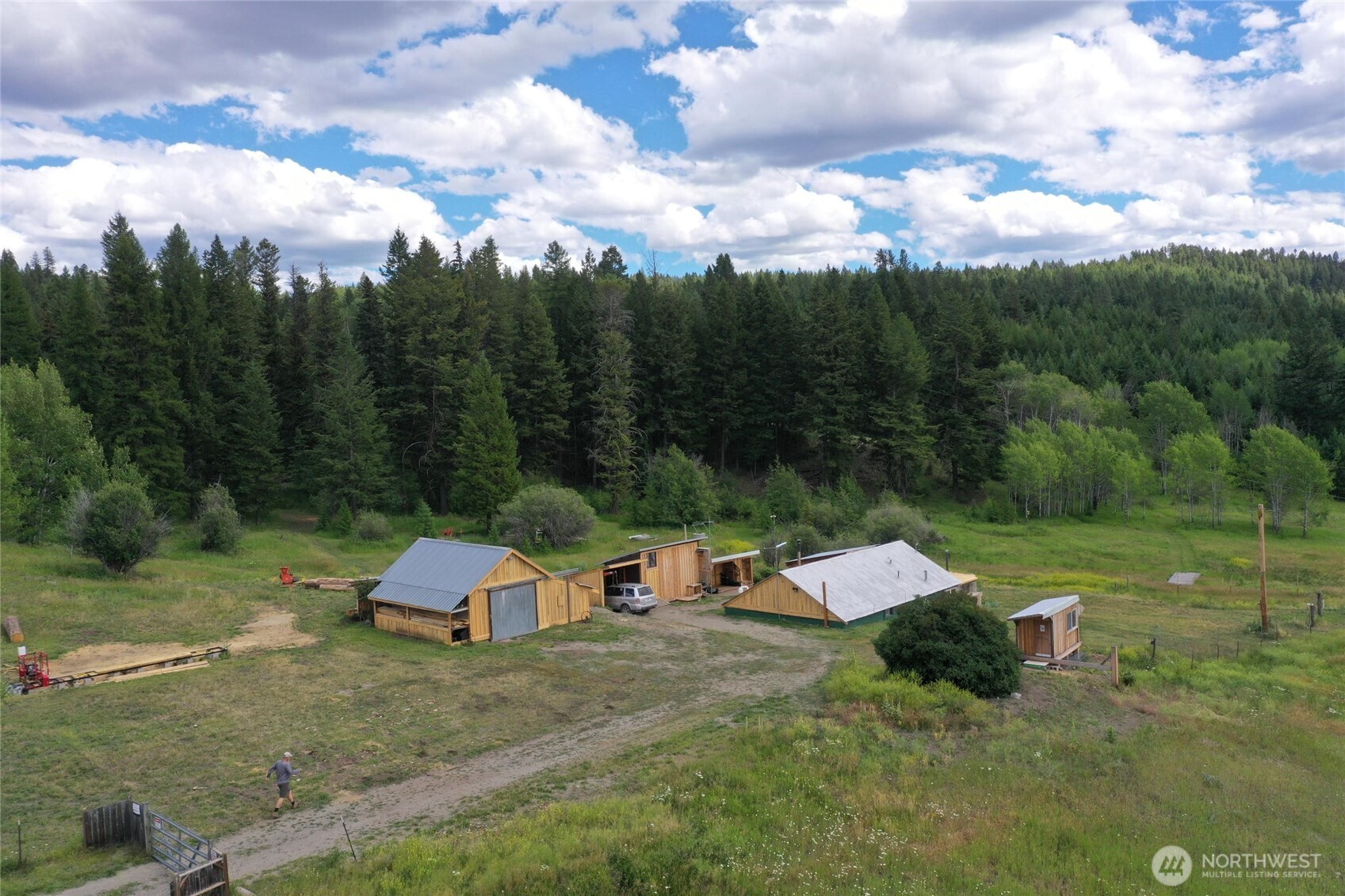 567 Pontiac Ridge Road, Oroville, WA 98844
