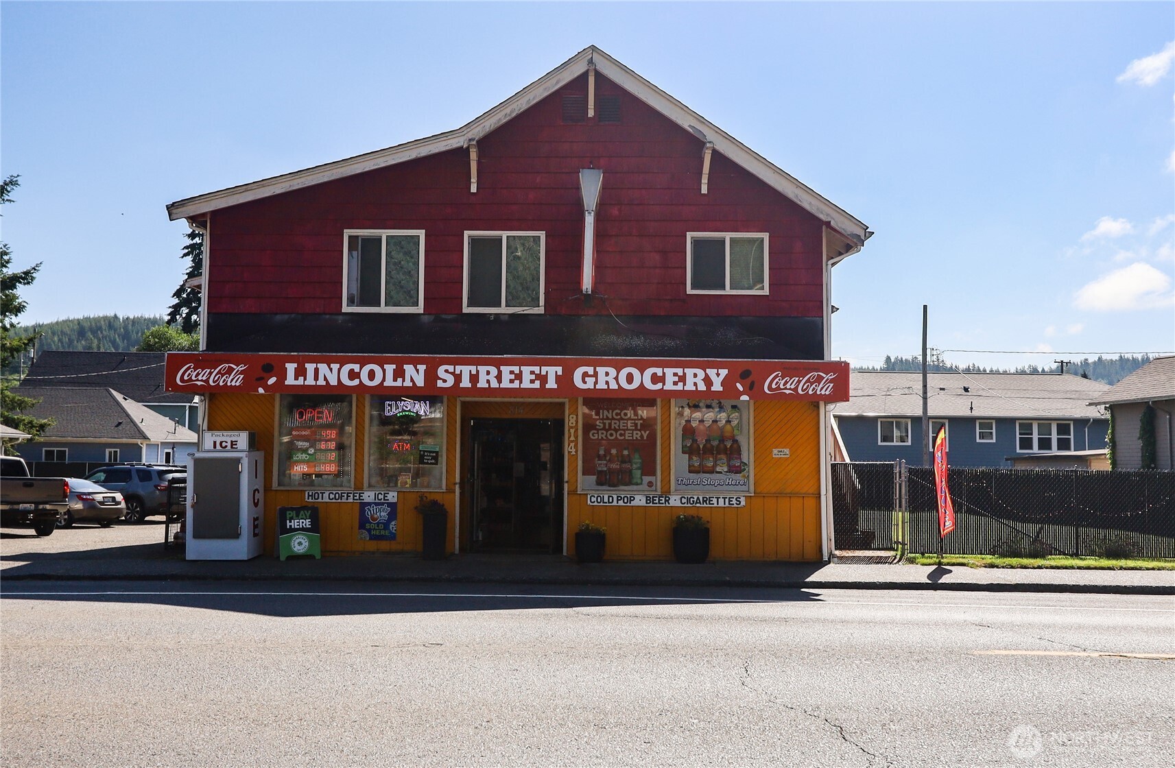 814 Lincoln Street — photo
