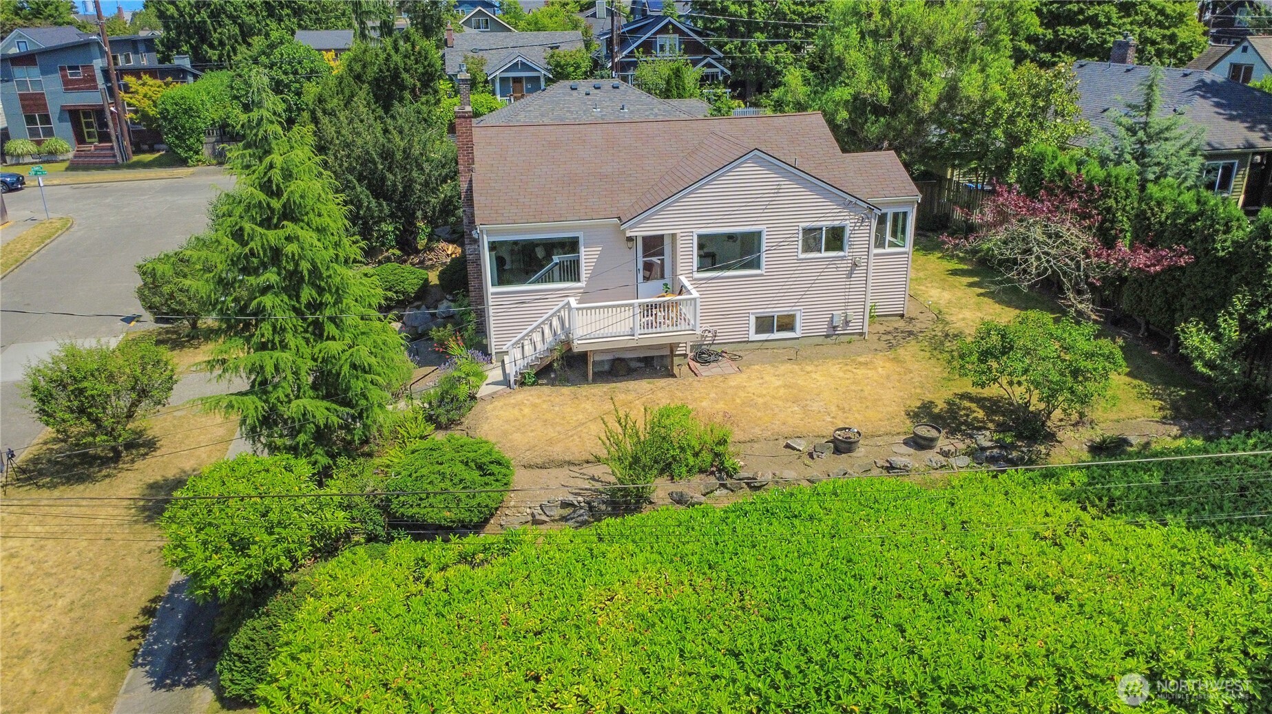 3909 SW Stevens Street — photo