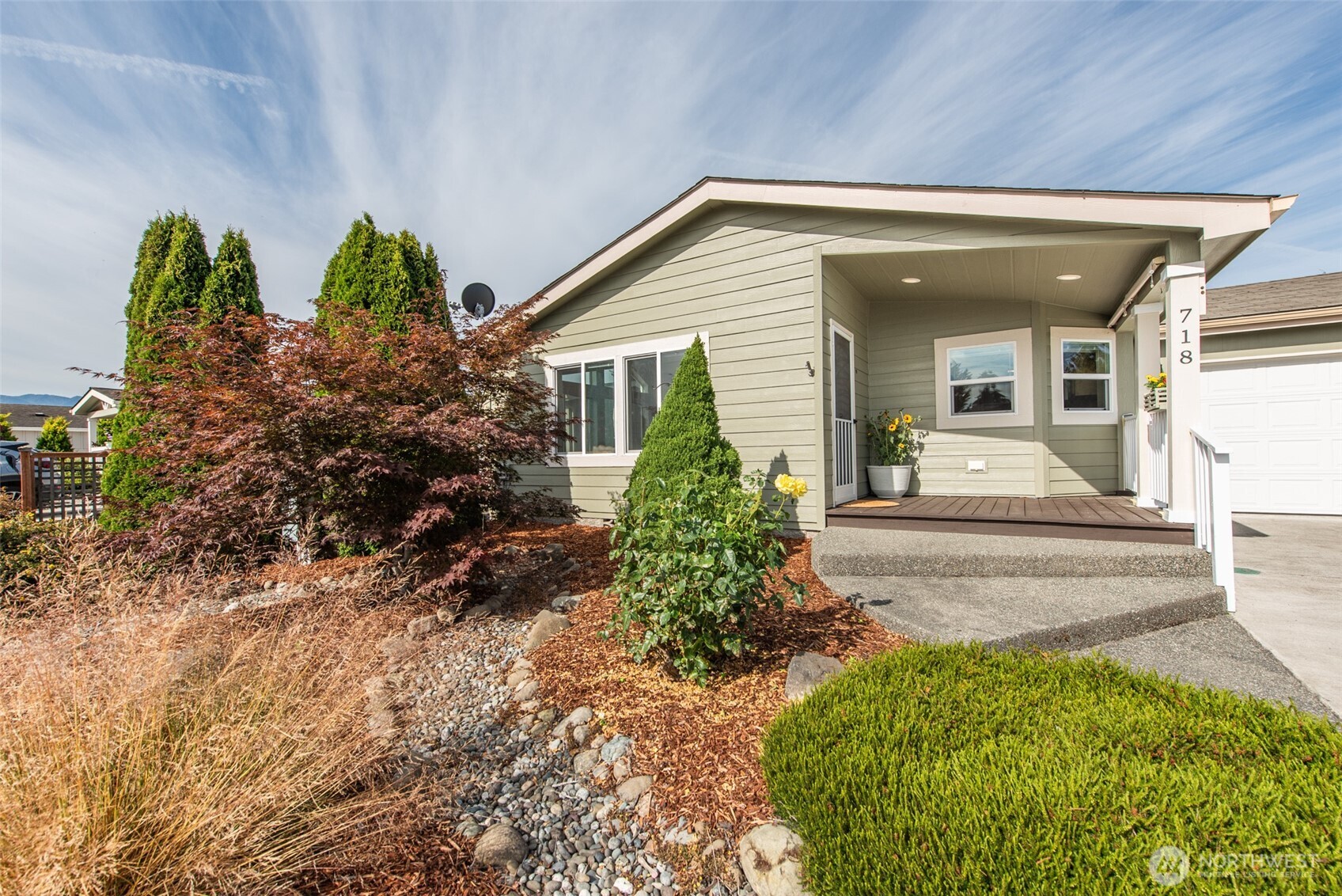718 W Heritage Loop, Sequim, WA 98382 — photo 2