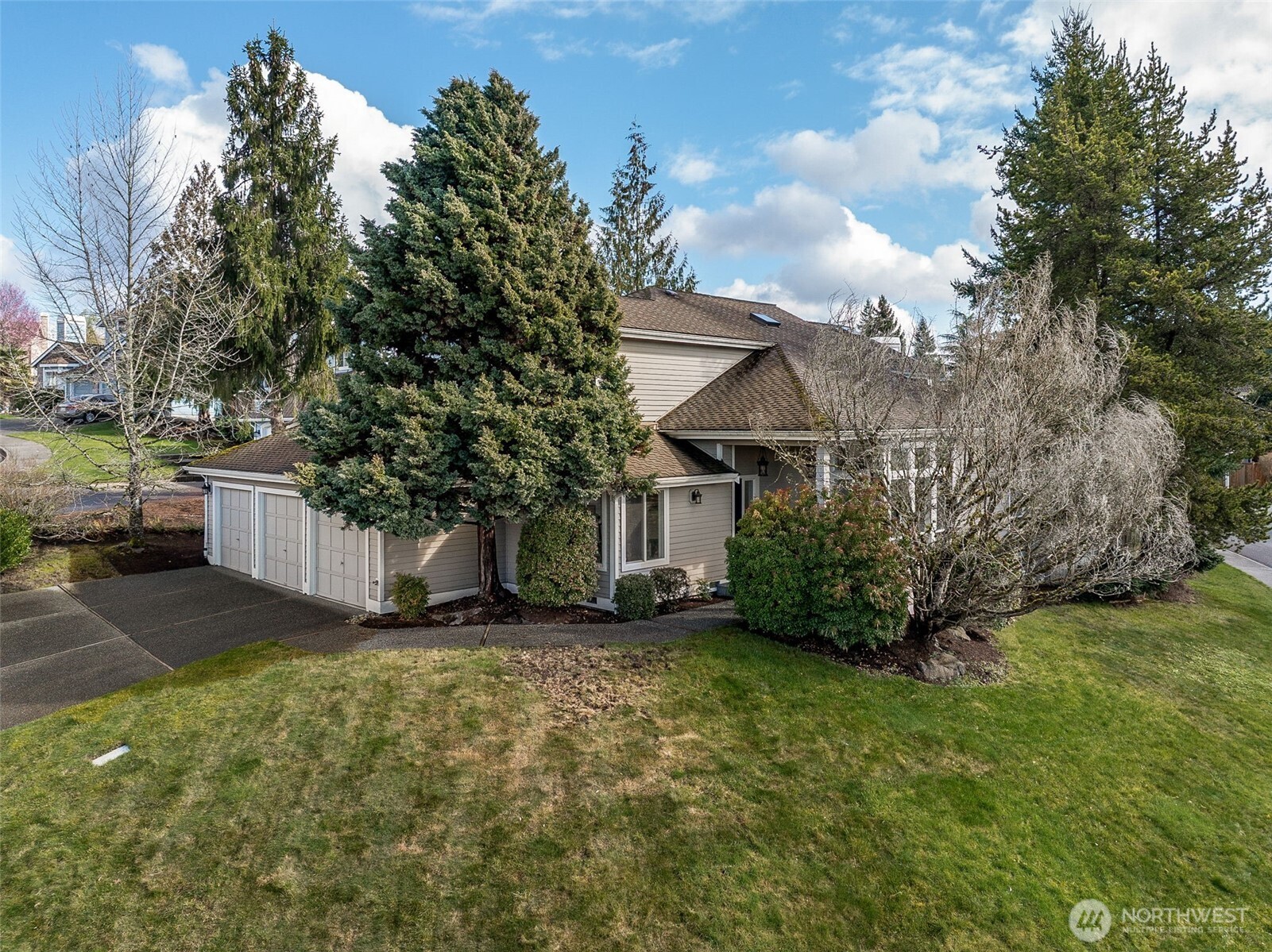 1704 Field Place NE, Renton, WA 98059 — photo 2