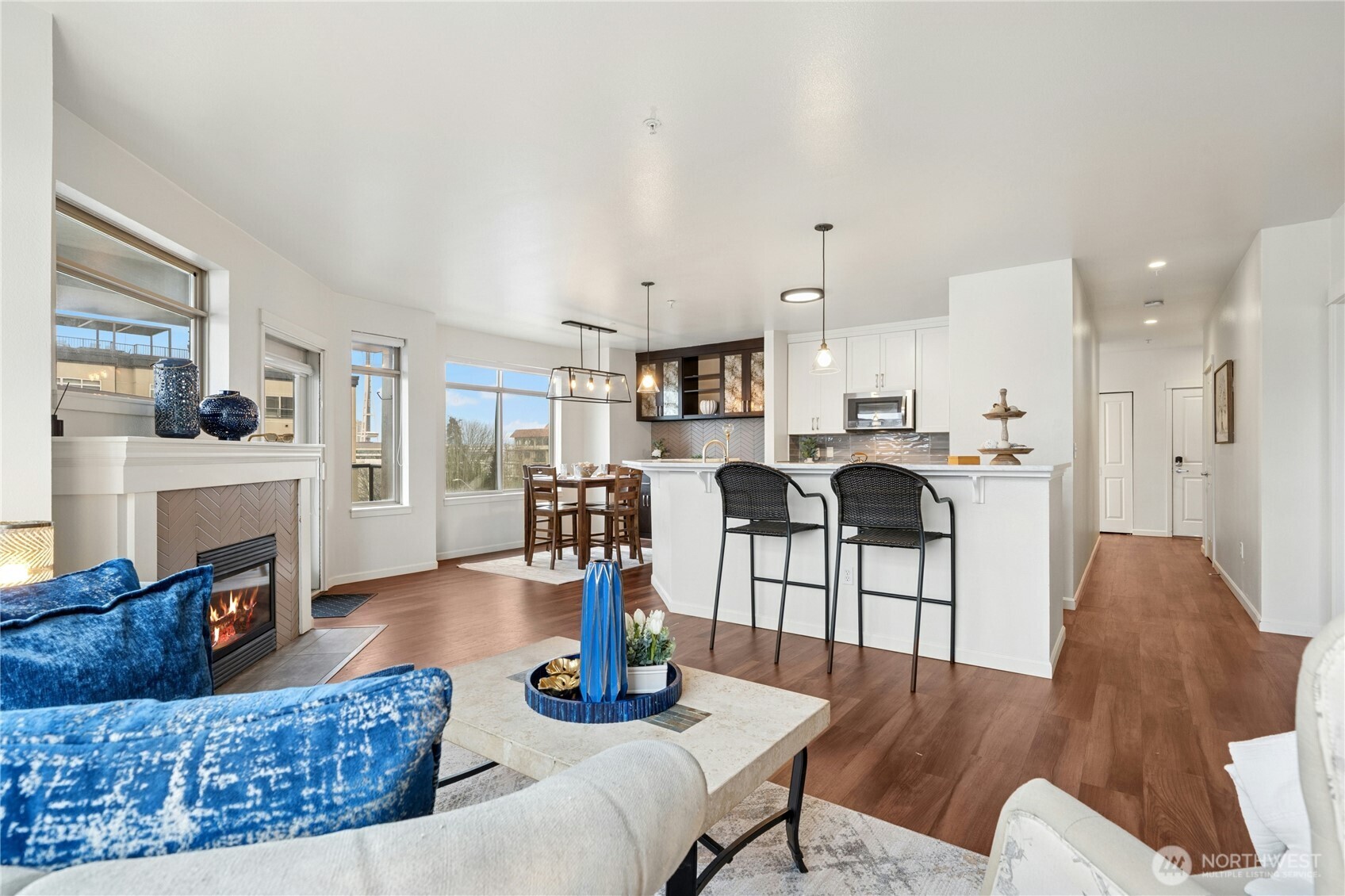 1000 N Aurora Avenue #409 — photo